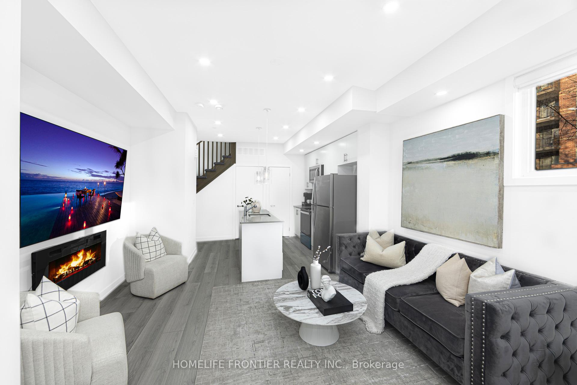 Photo 5 of Unit 13, 3562 Colonial Drive, Mississauga, Erin Mills — HOMEH