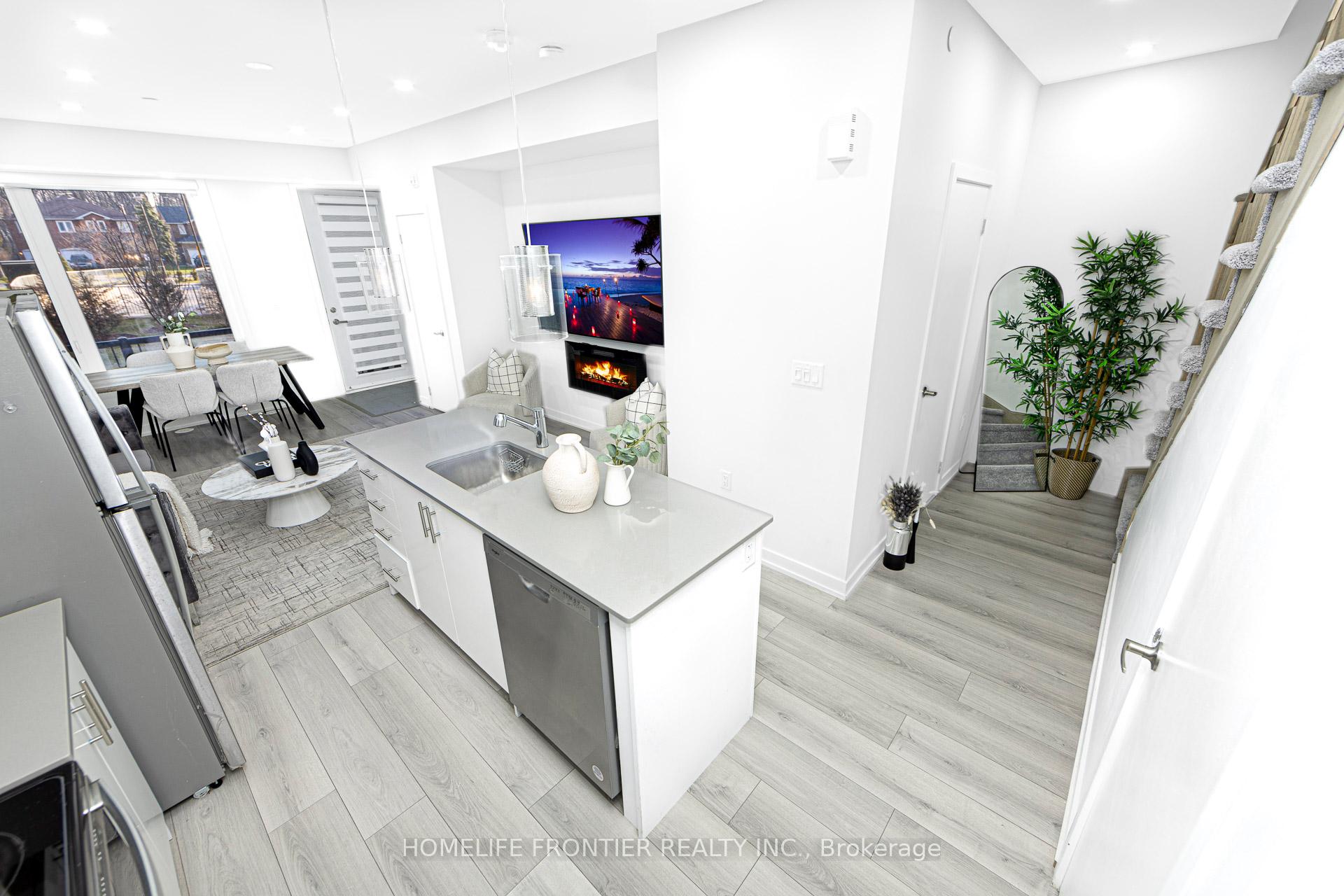 Photo 8 of Unit 13, 3562 Colonial Drive, Mississauga, Erin Mills — HOMEH