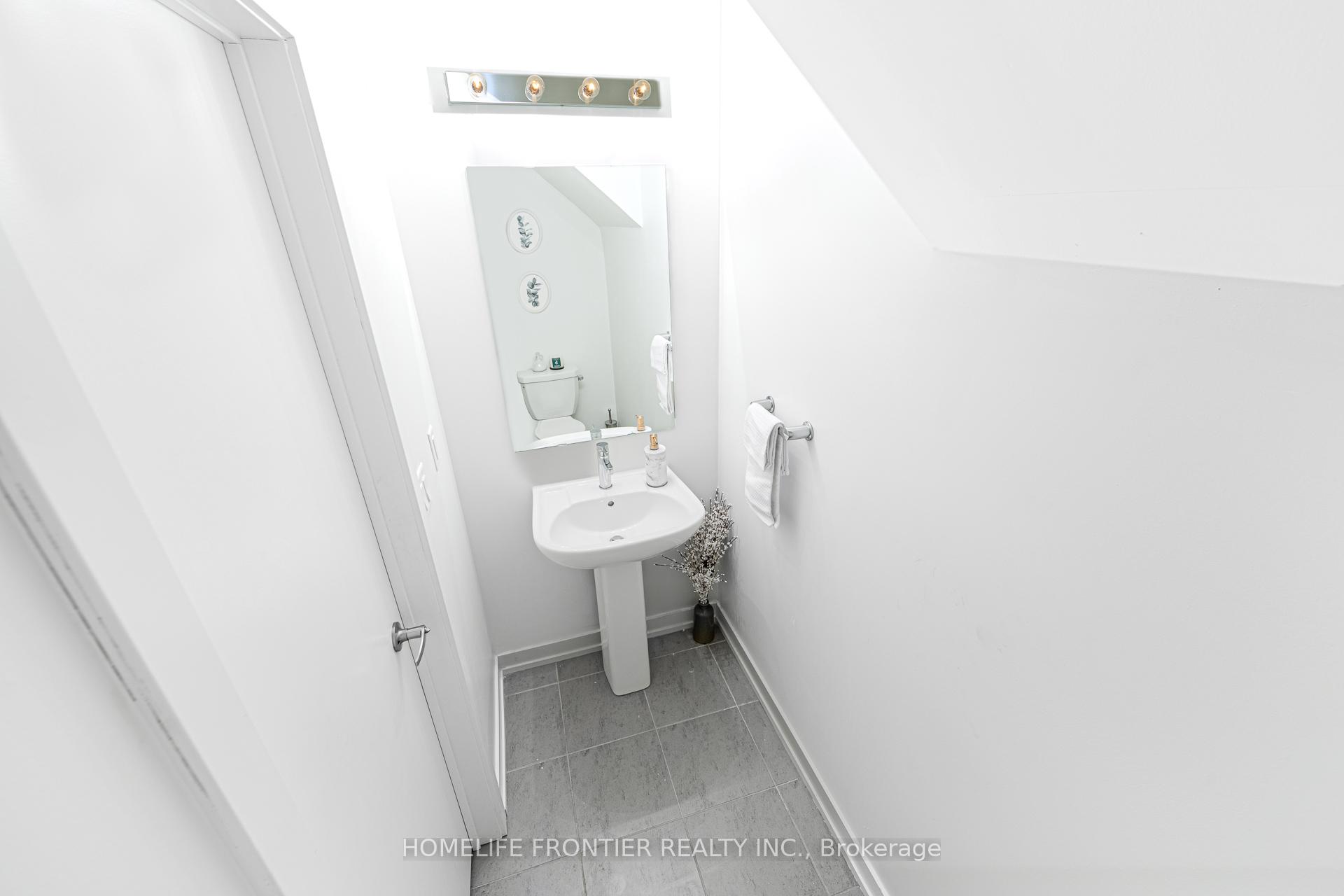 Photo 9 of Unit 13, 3562 Colonial Drive, Mississauga, Erin Mills — HOMEH