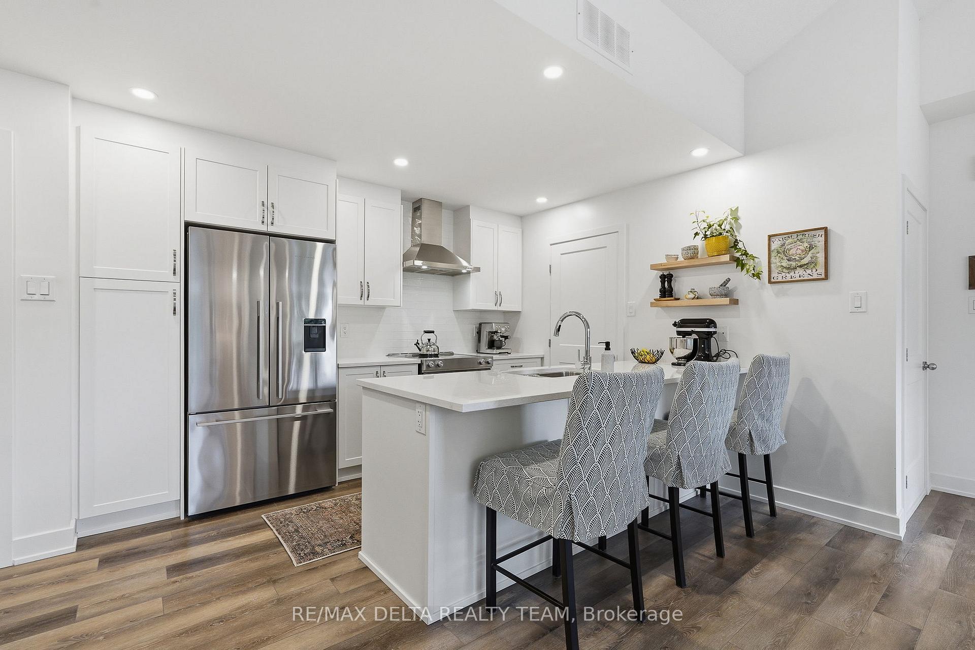 Photo 11 of Unit B, 400 Rolling Meadow Crescent, Ottawa, Mer Bleue/Bradley Estates/Anderson Park — HOMEH