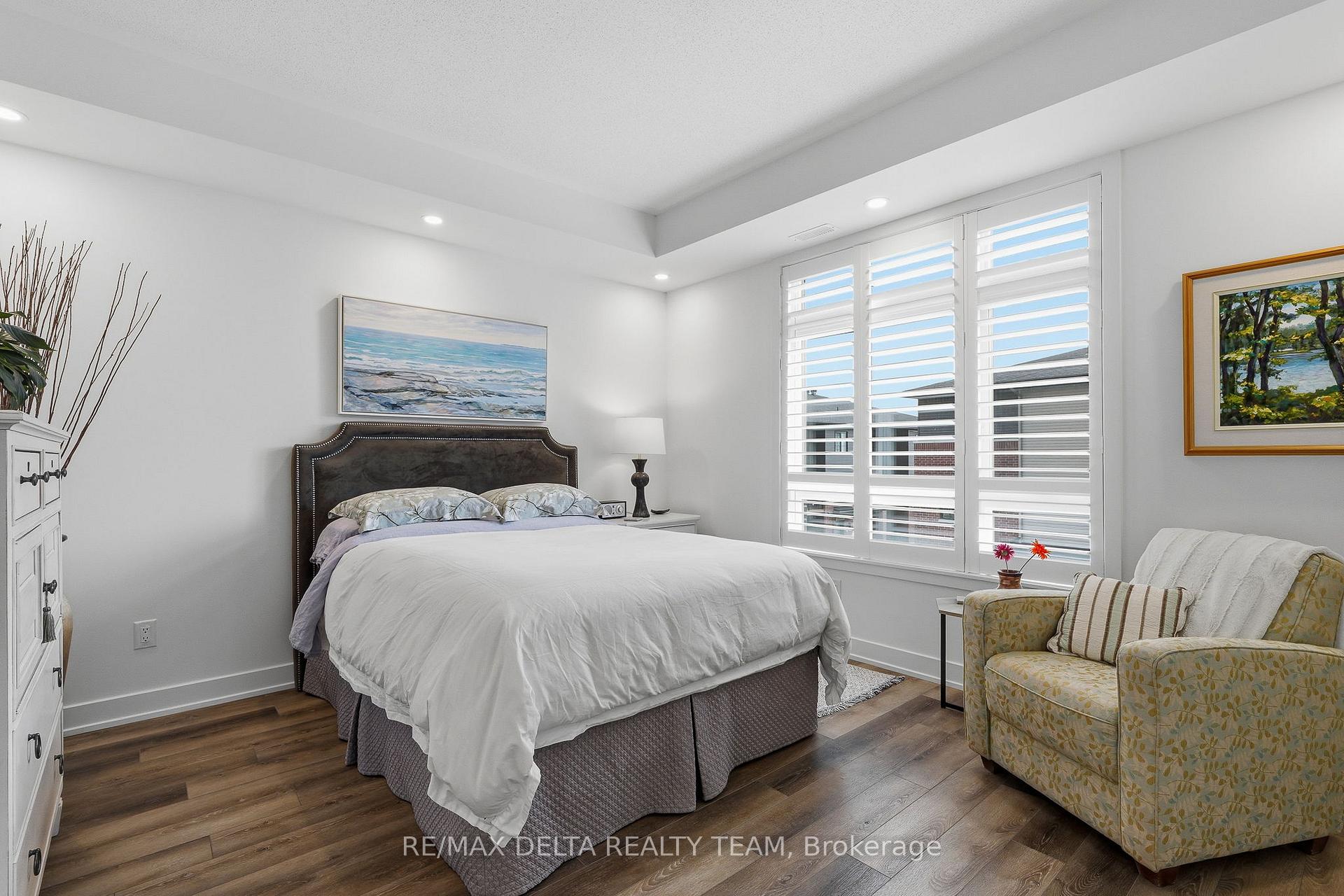 Photo 16 of Unit B, 400 Rolling Meadow Crescent, Ottawa, Mer Bleue/Bradley Estates/Anderson Park — HOMEH