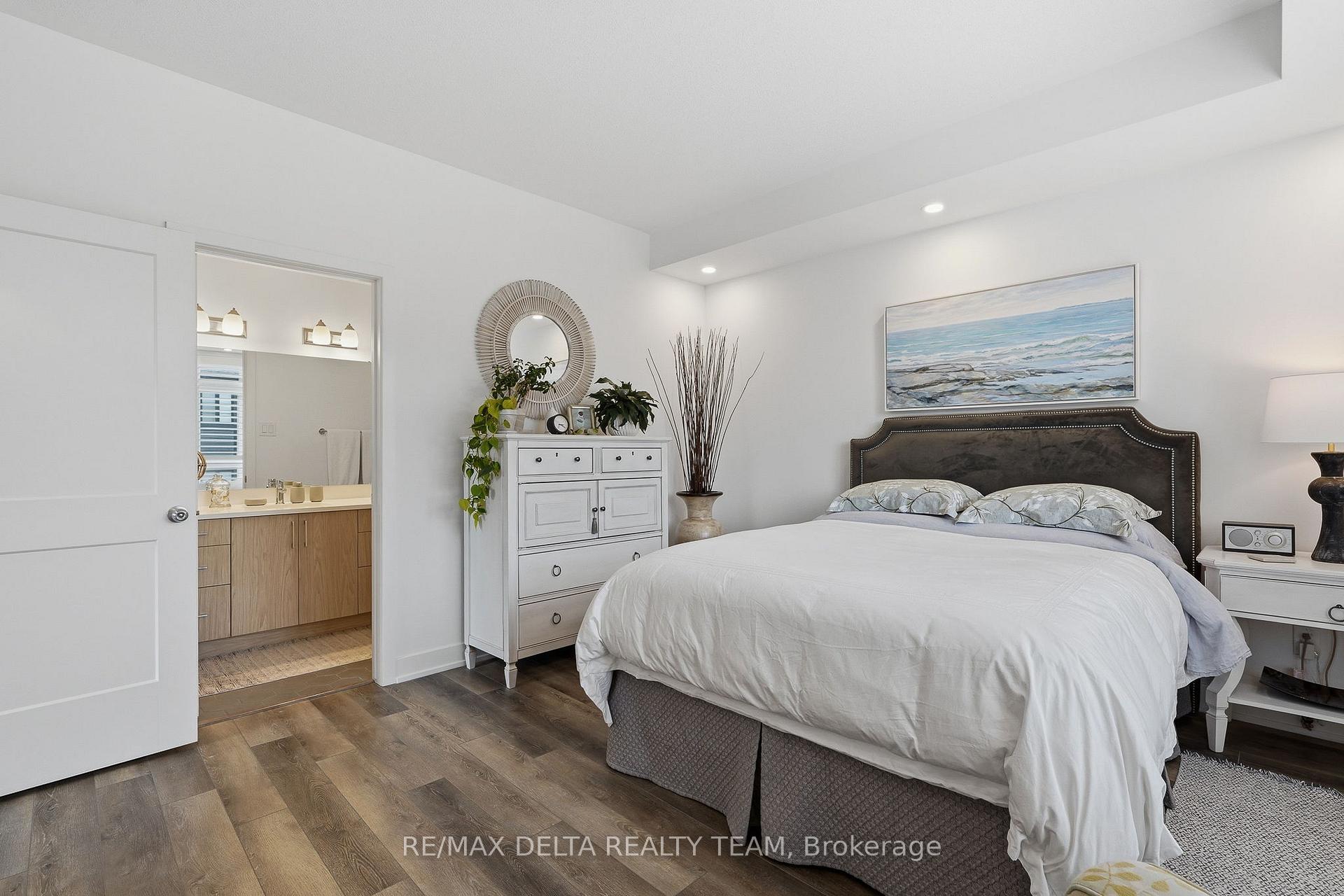 Photo 17 of Unit B, 400 Rolling Meadow Crescent, Ottawa, Mer Bleue/Bradley Estates/Anderson Park — HOMEH