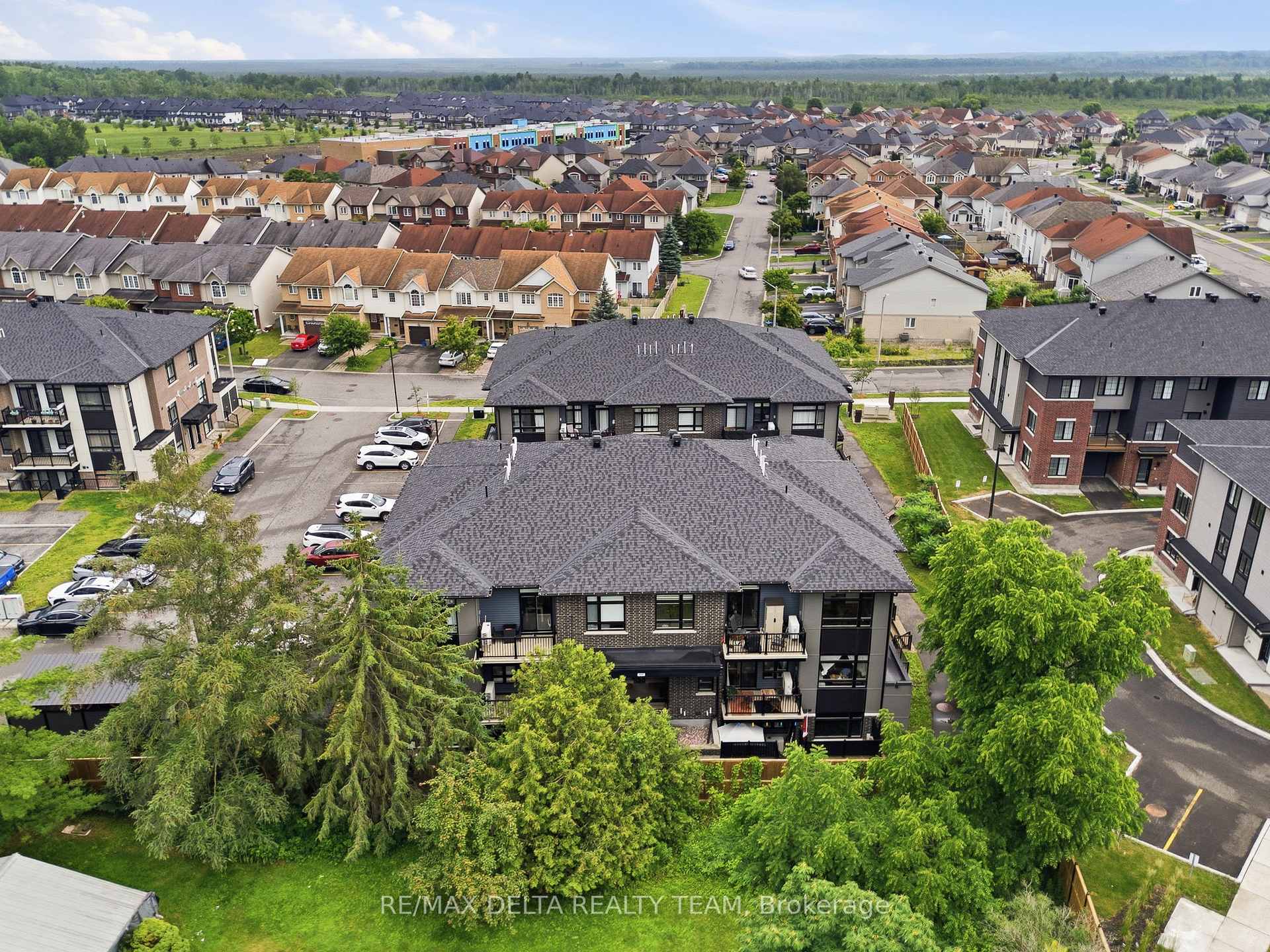 Photo 27 of Unit B, 400 Rolling Meadow Crescent, Ottawa, Mer Bleue/Bradley Estates/Anderson Park — HOMEH