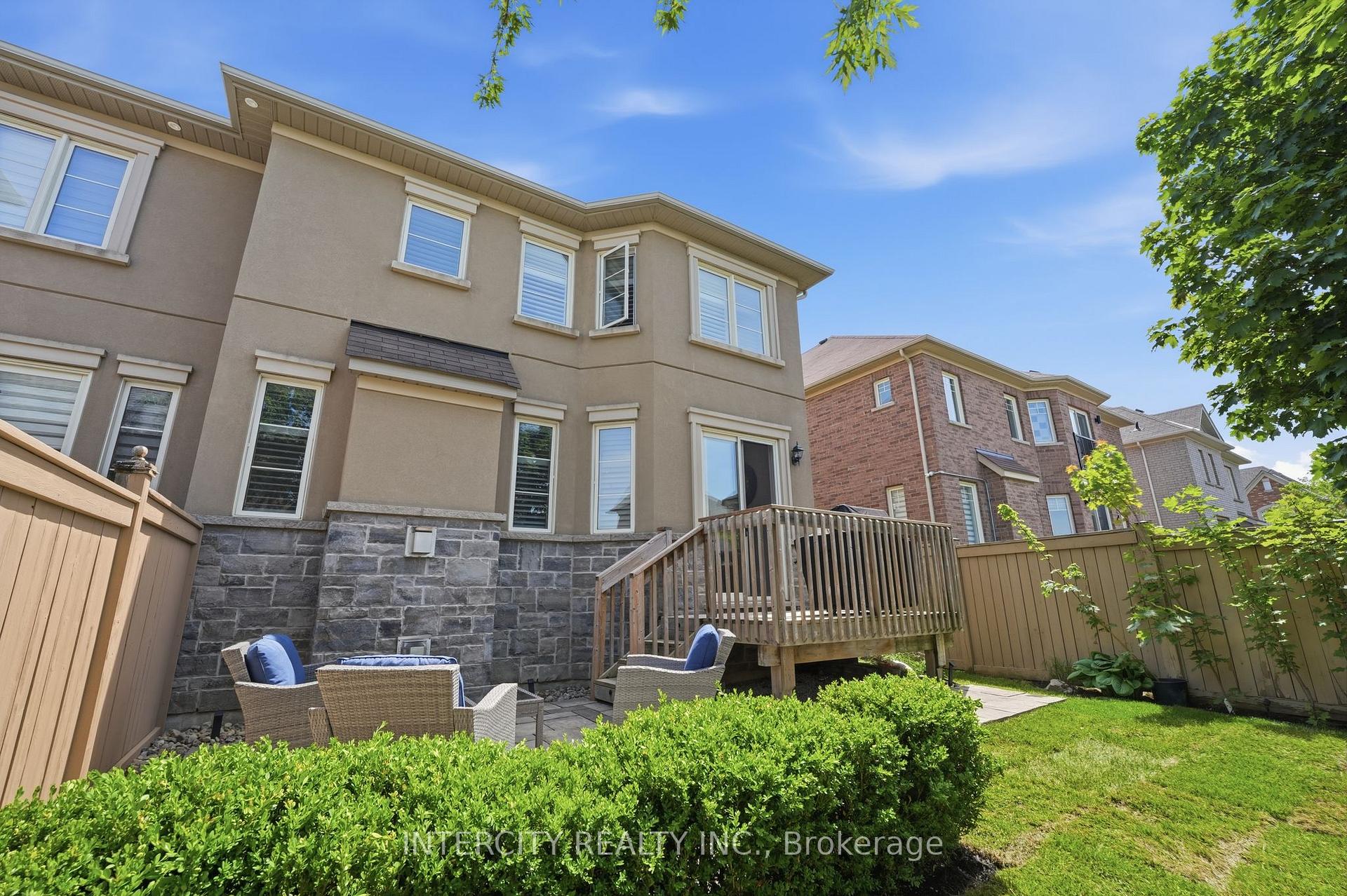 Photo 36 of 2 Fairmont Ridge Trail, King, Nobleton — HOMEH