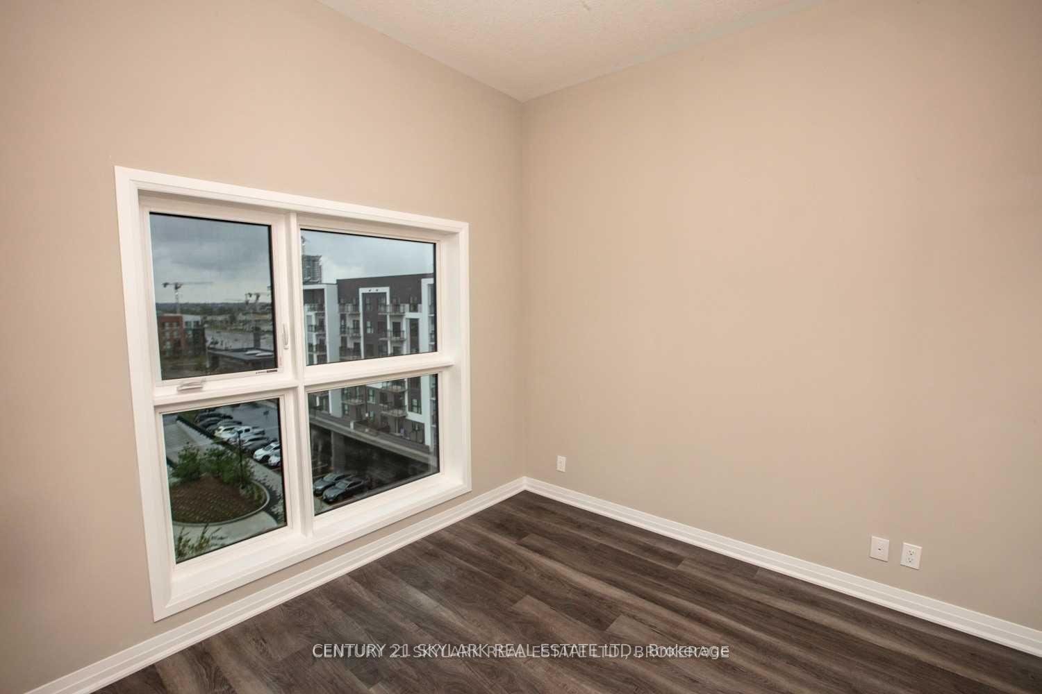 Photo 7 of Unit 631, 128 Grovewood Common, Oakville, Rural Oakville — HOMEH