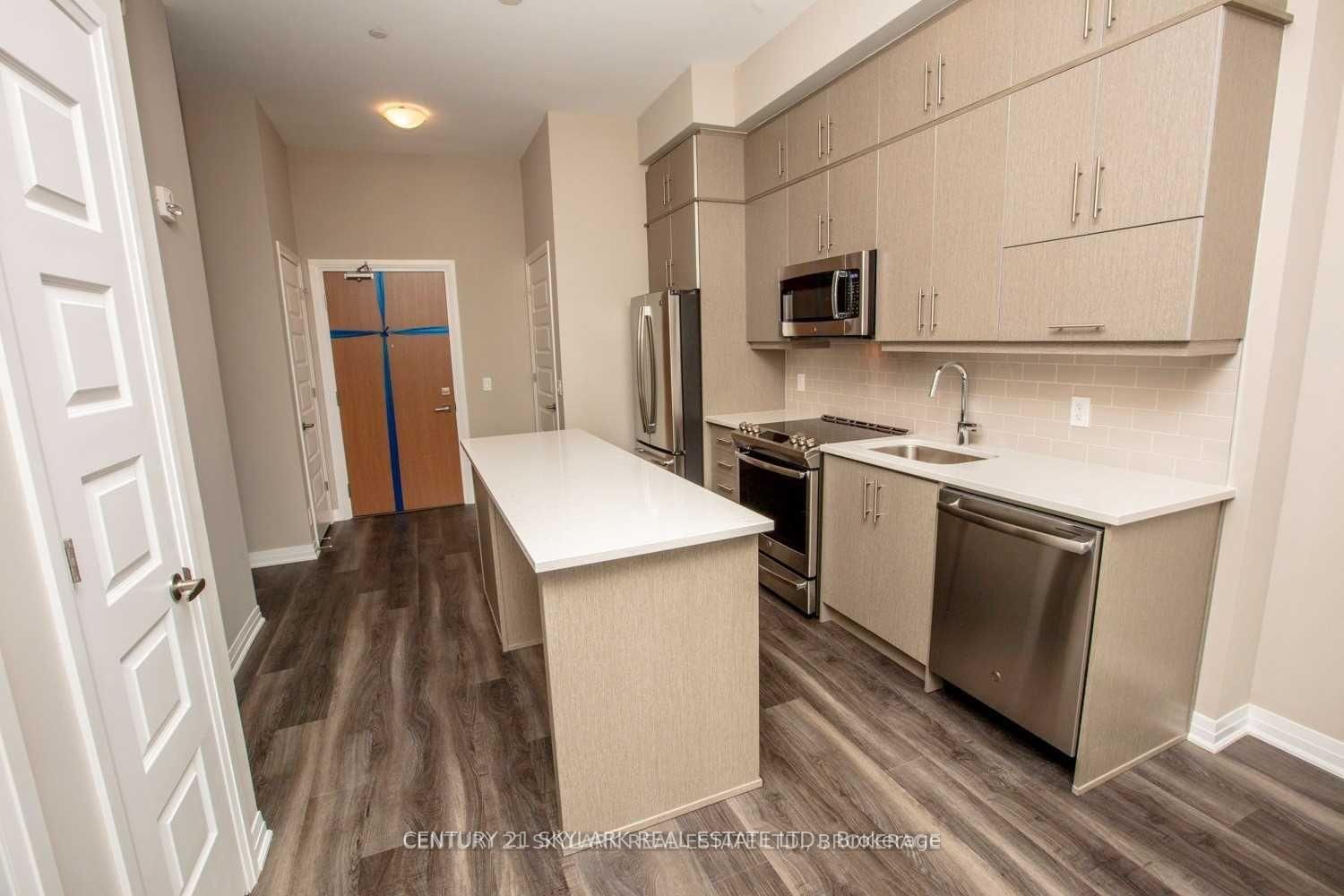 Photo 16 of Unit 631, 128 Grovewood Common, Oakville, Rural Oakville — HOMEH