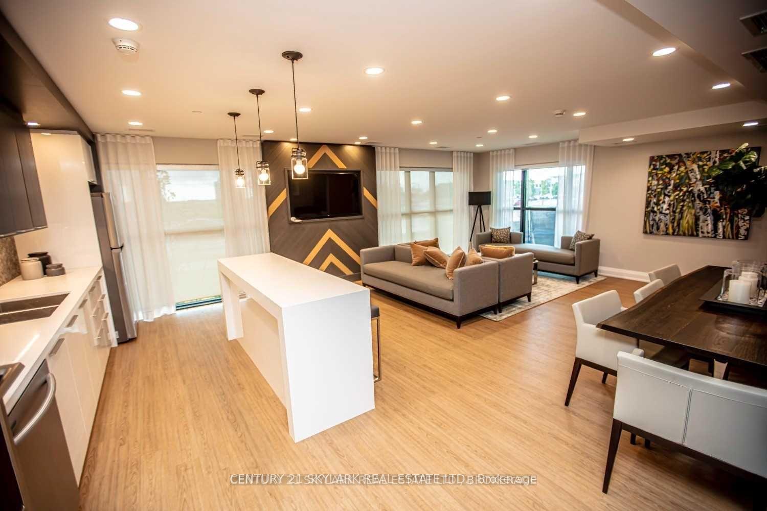 Photo 21 of Unit 631, 128 Grovewood Common, Oakville, Rural Oakville — HOMEH