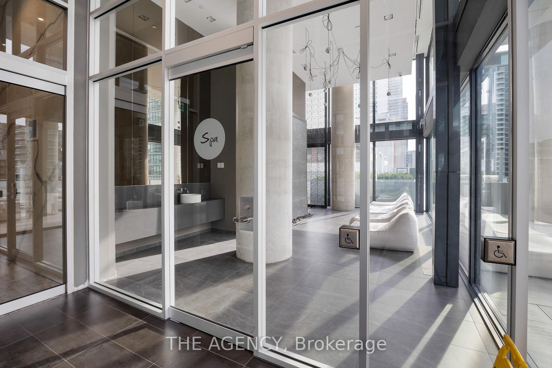 Photo 20 of Unit 804, 161 Roehampton Avenue, Toronto, Mount Pleasant East — HOMEH