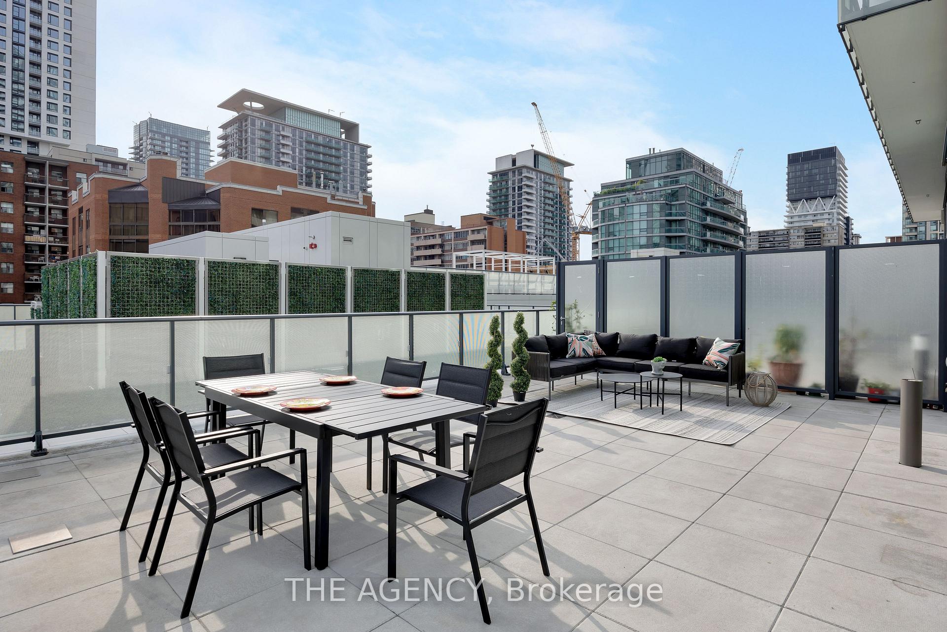 Photo 24 of Unit 804, 161 Roehampton Avenue, Toronto, Mount Pleasant East — HOMEH