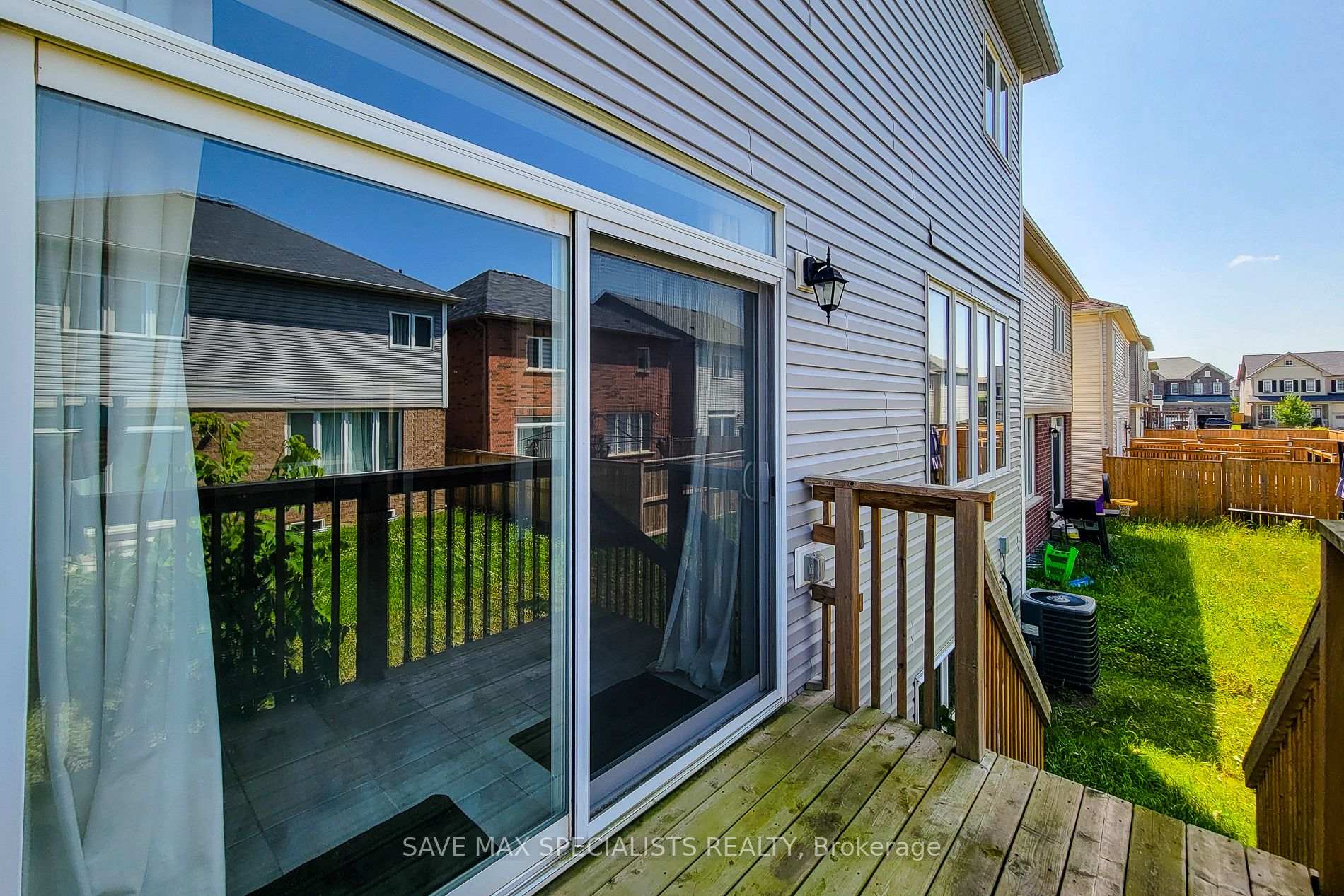 Photo 5 of 16 Beatty Avenue, Thorold, Hurricane/Merrittville — HOMEH