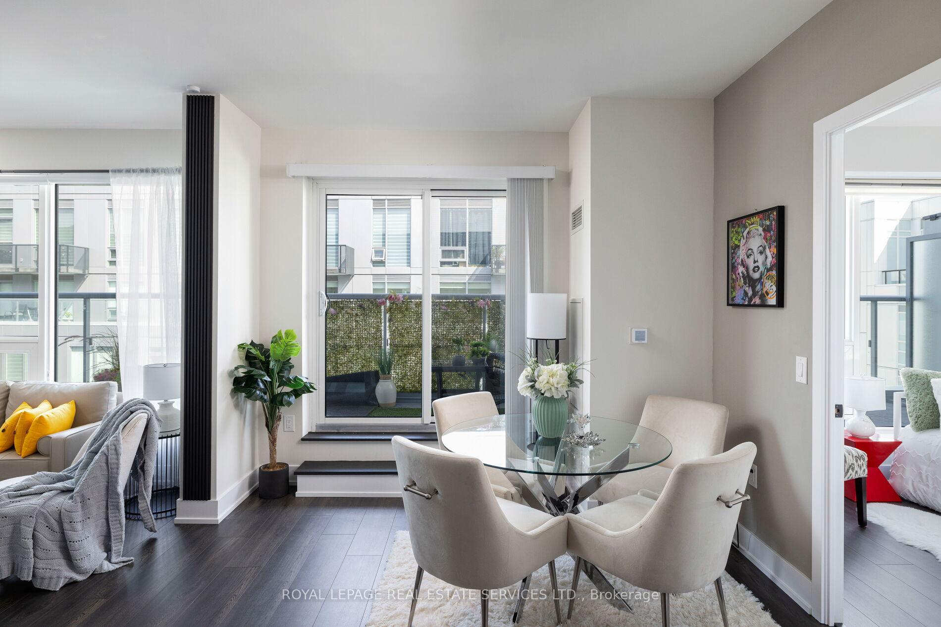 Photo 10 of Unit 720, 2450 Old Bronte Road, Oakville, Westmount — HOMEH
