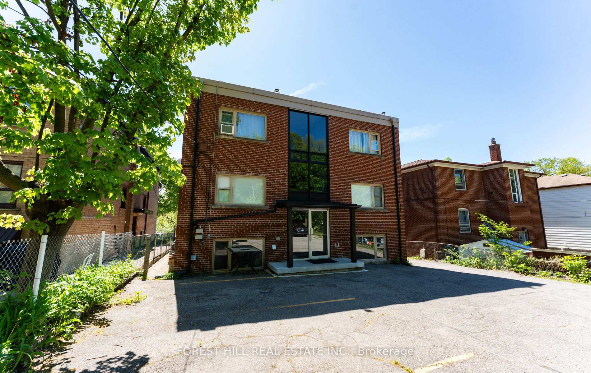 Photo 18 of Unit 3, 8 Victoria Street, Etobicoke, Mimico — HOMEH
