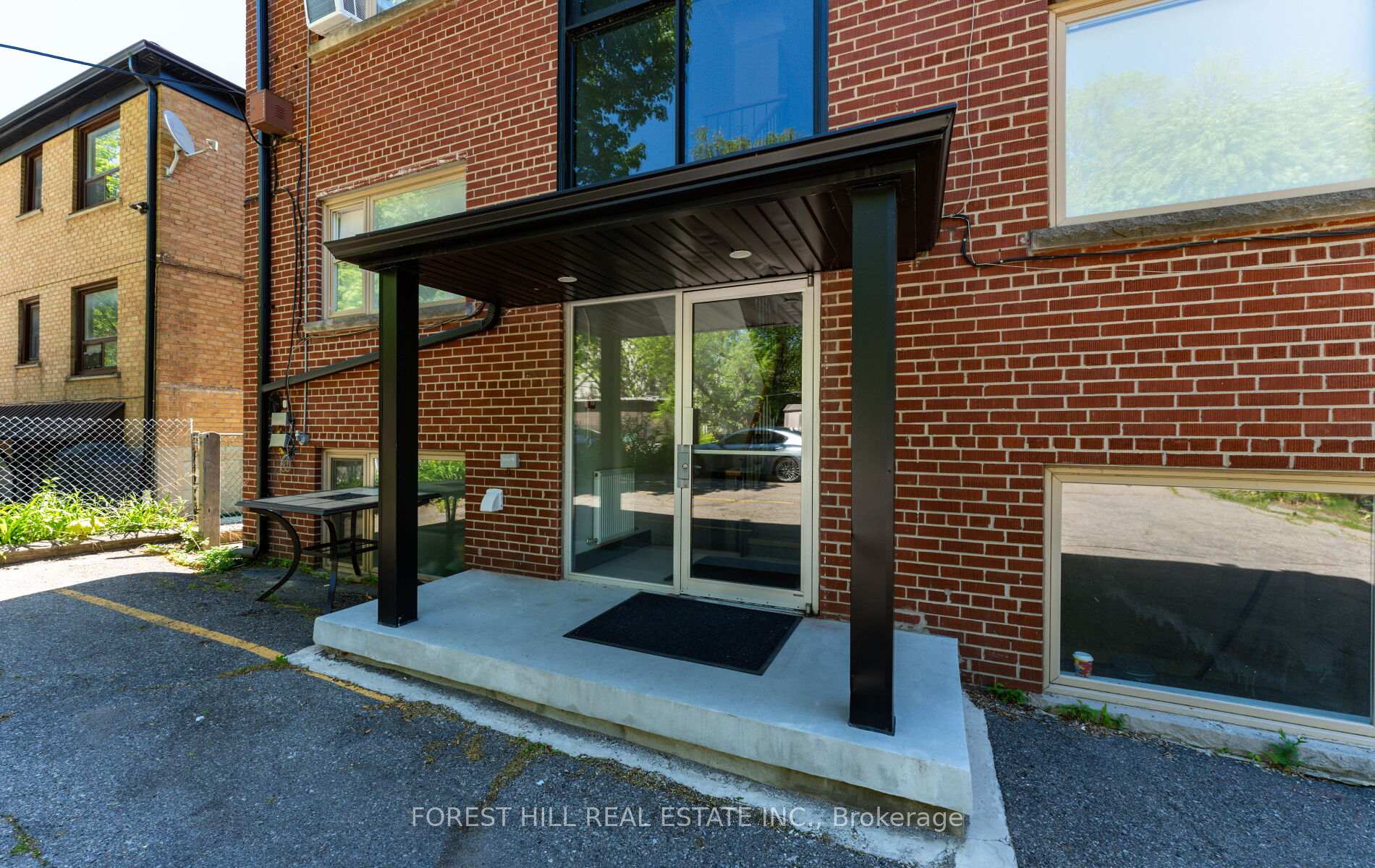 Photo 19 of Unit 3, 8 Victoria Street, Etobicoke, Mimico — HOMEH