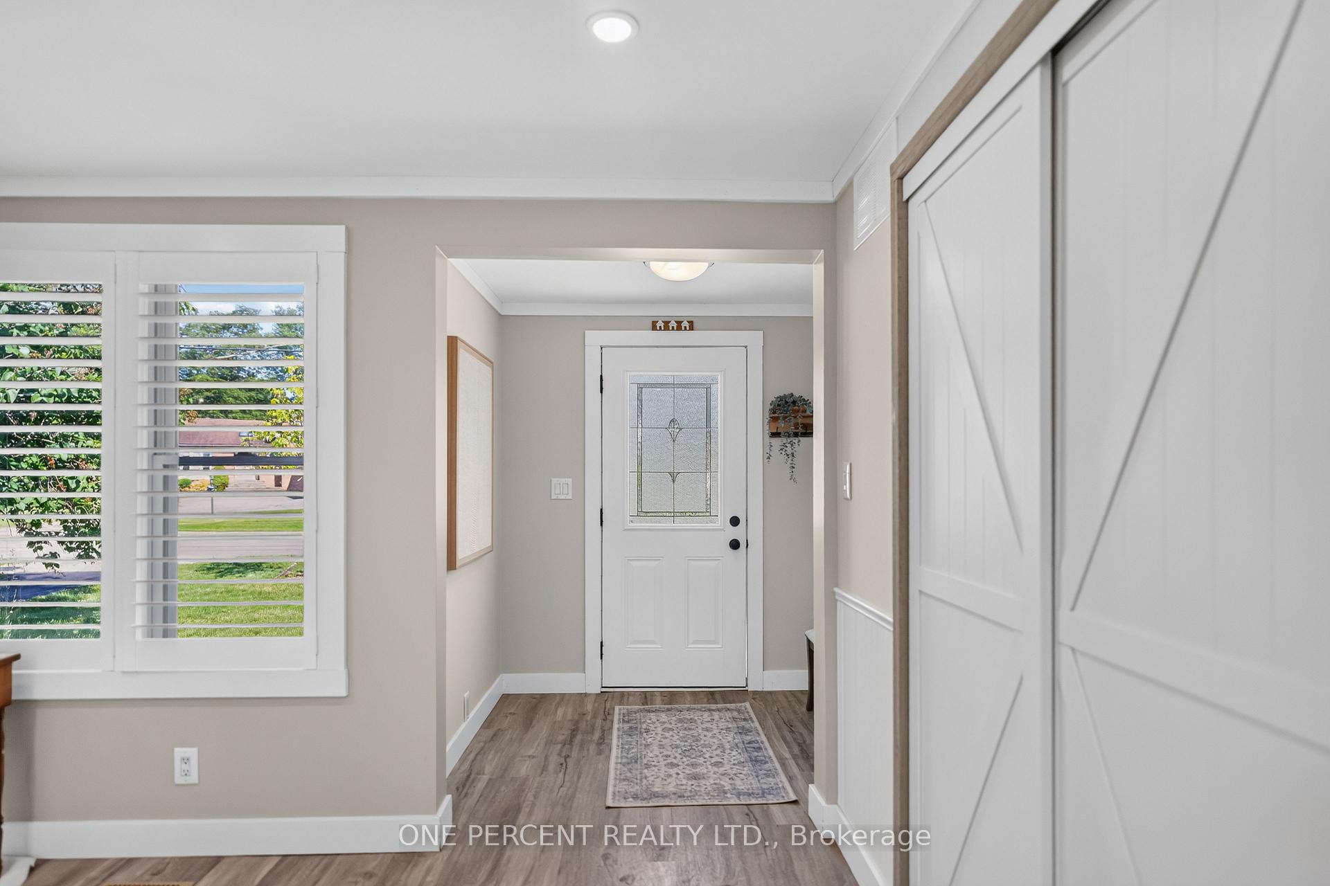 Photo 6 of 608 Broadview Avenue, Orillia — HOMEH