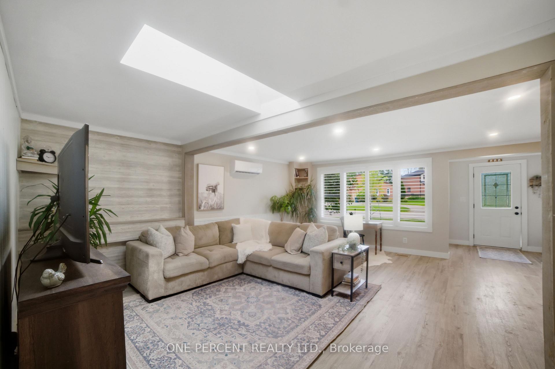 Photo 10 of 608 Broadview Avenue, Orillia — HOMEH