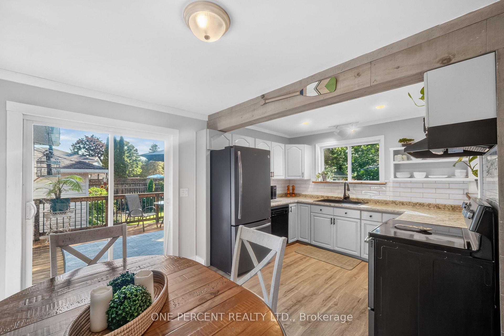 Photo 16 of 608 Broadview Avenue, Orillia — HOMEH