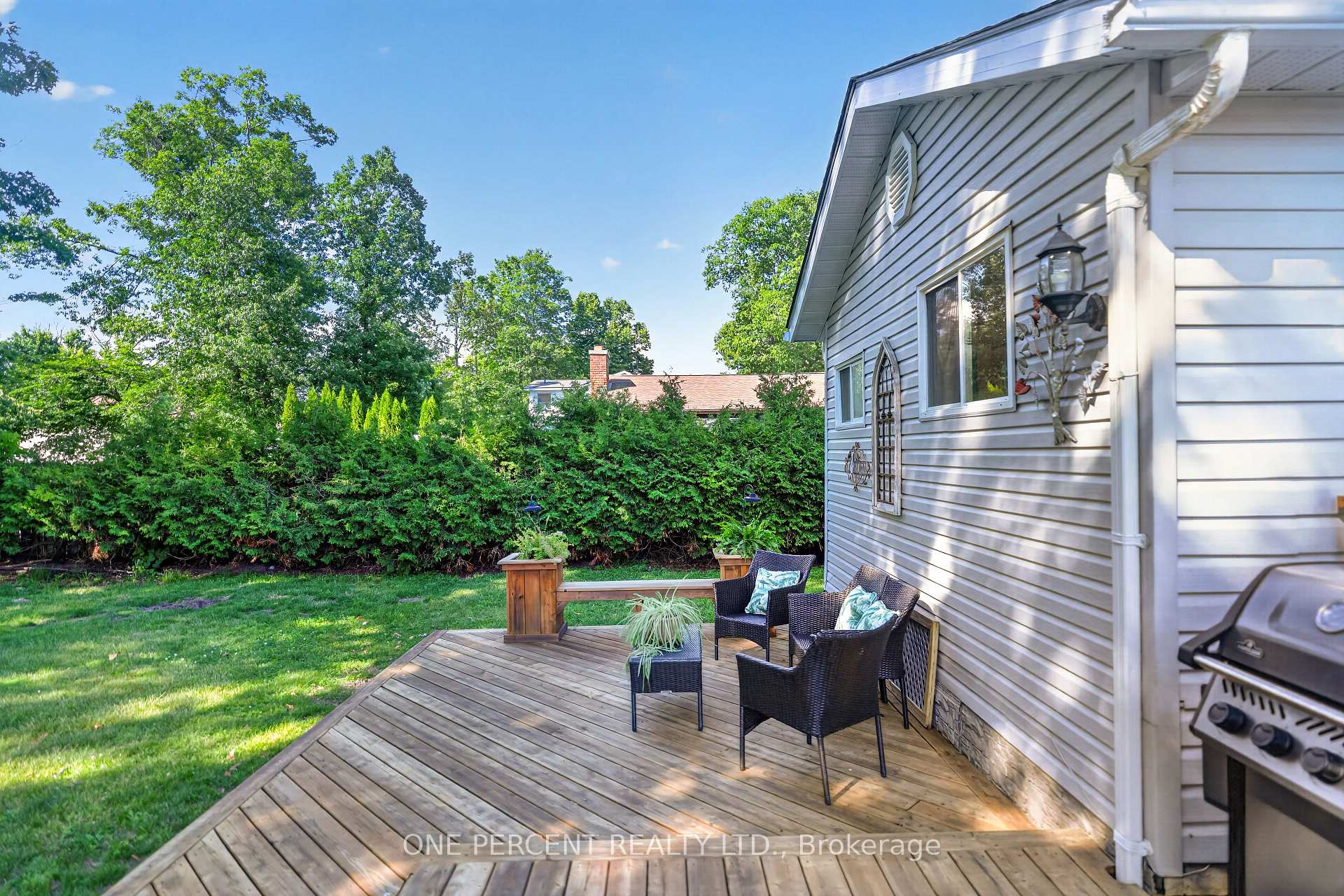 Photo 32 of 608 Broadview Avenue, Orillia — HOMEH
