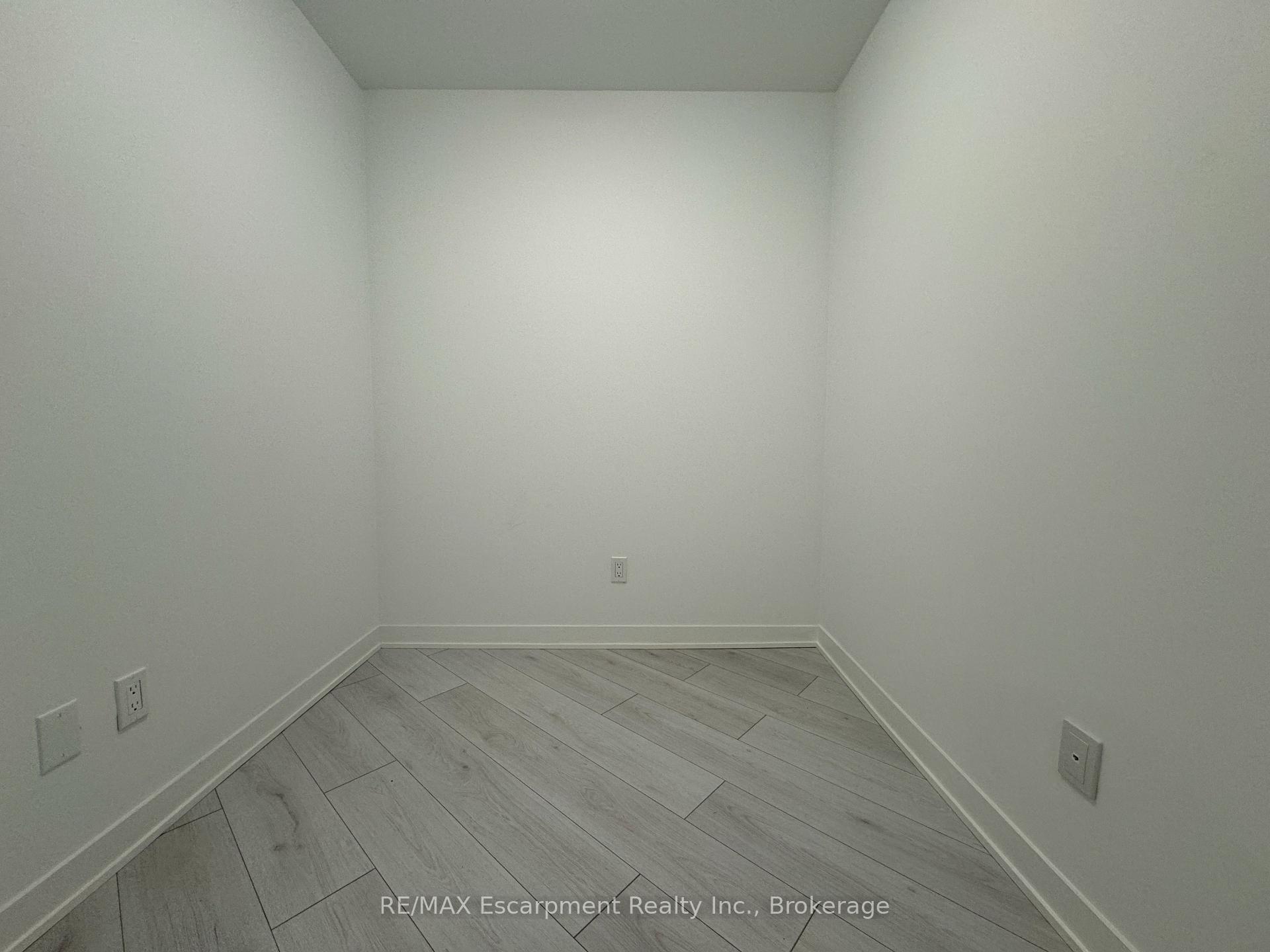 Photo 22 of Unit 721, 405 Dundas Street W, Oakville, Glenorchy — HOMEH