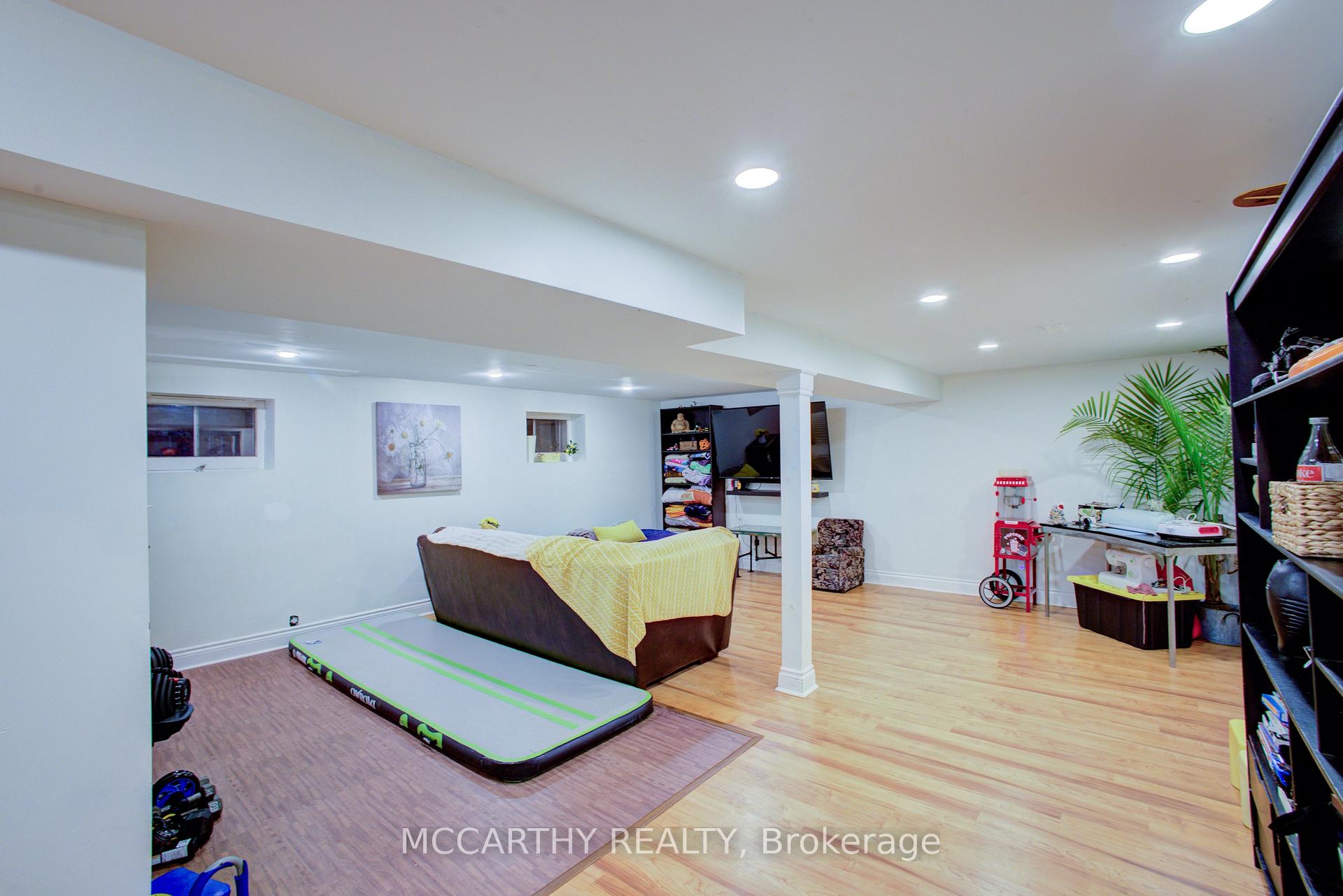 Photo 25 of 124 Muriel Street, Shelburne — HOMEH