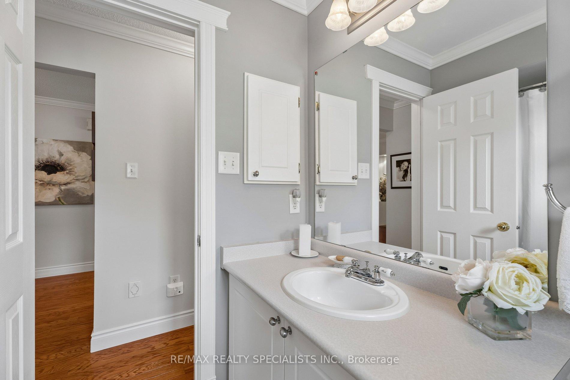 Photo 12 of 43 Bush Crescent, Wasaga Beach — HOMEH