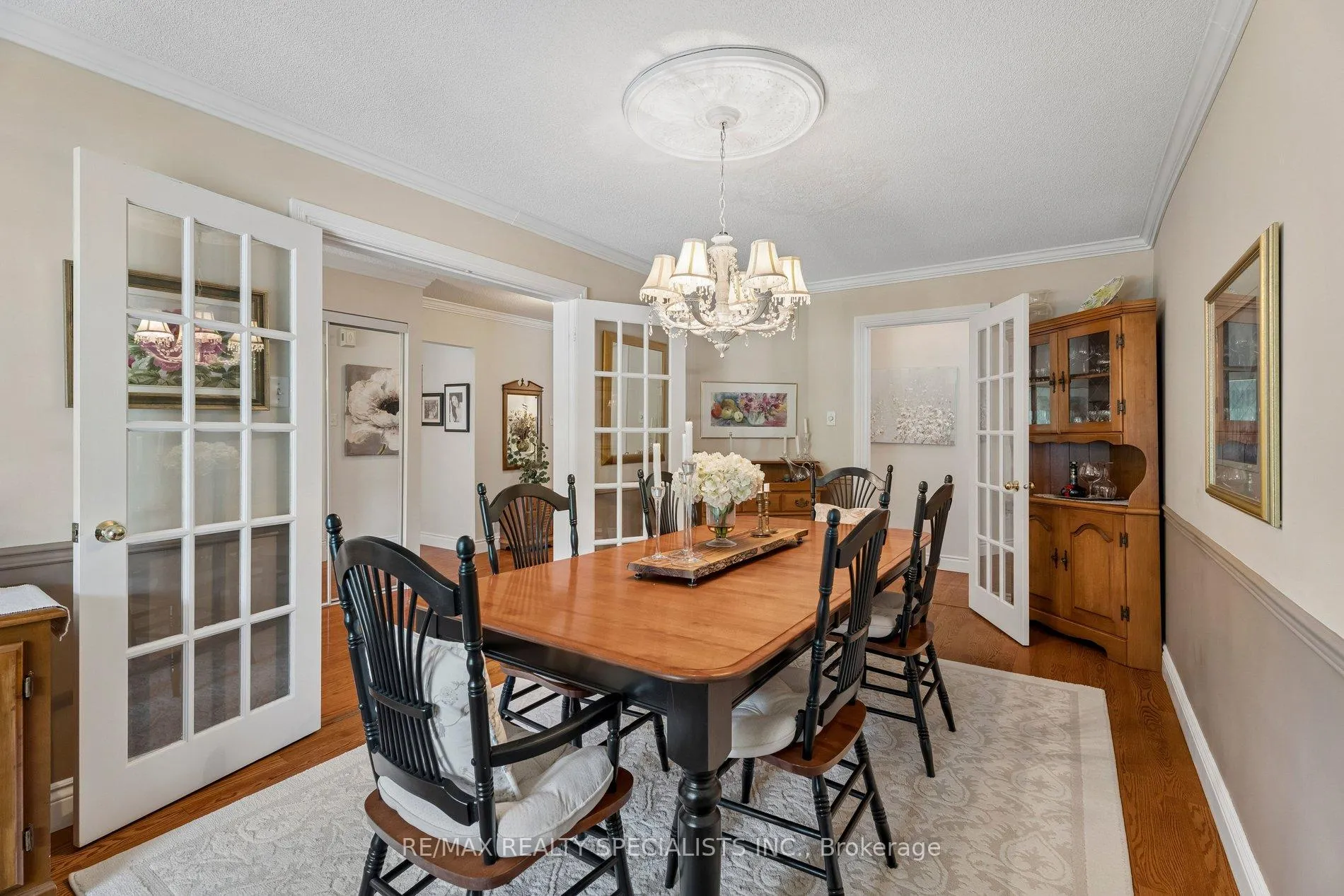 Photo 5 of 43 Bush Crescent, Wasaga Beach — HOMEH