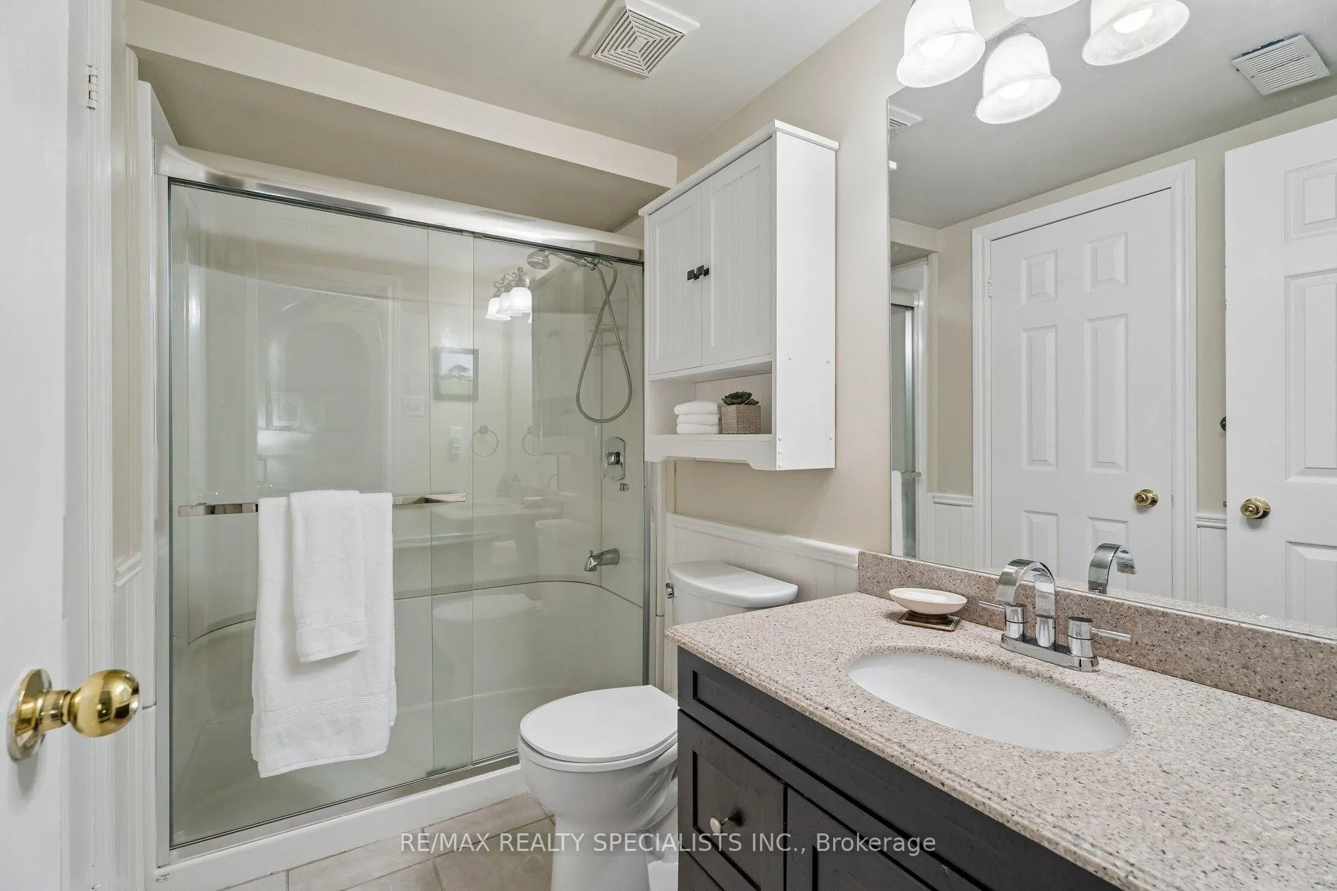 Photo 20 of 43 Bush Crescent, Wasaga Beach — HOMEH