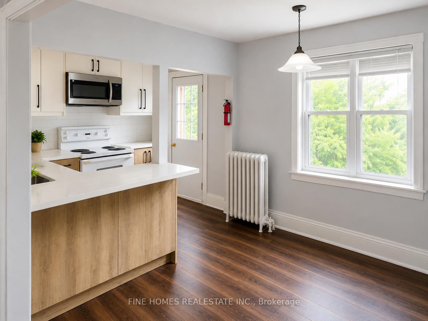 Photo 1 of 44 Hillside Avenue, Etobicoke, Mimico — HOMEH