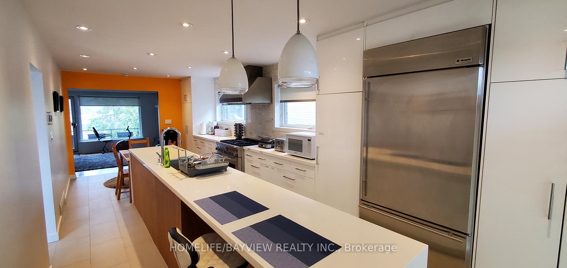 Photo 5 of 249 Wincott Drive, Etobicoke, Willowridge-Martingrove-Richview — HOMEH