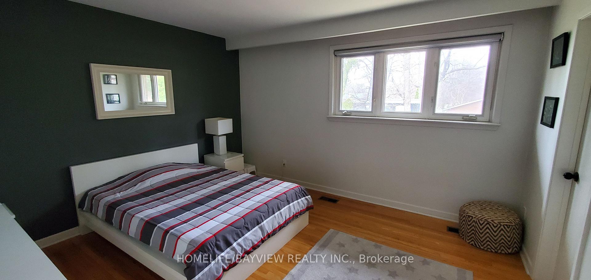 Photo 8 of 249 Wincott Drive, Etobicoke, Willowridge-Martingrove-Richview — HOMEH