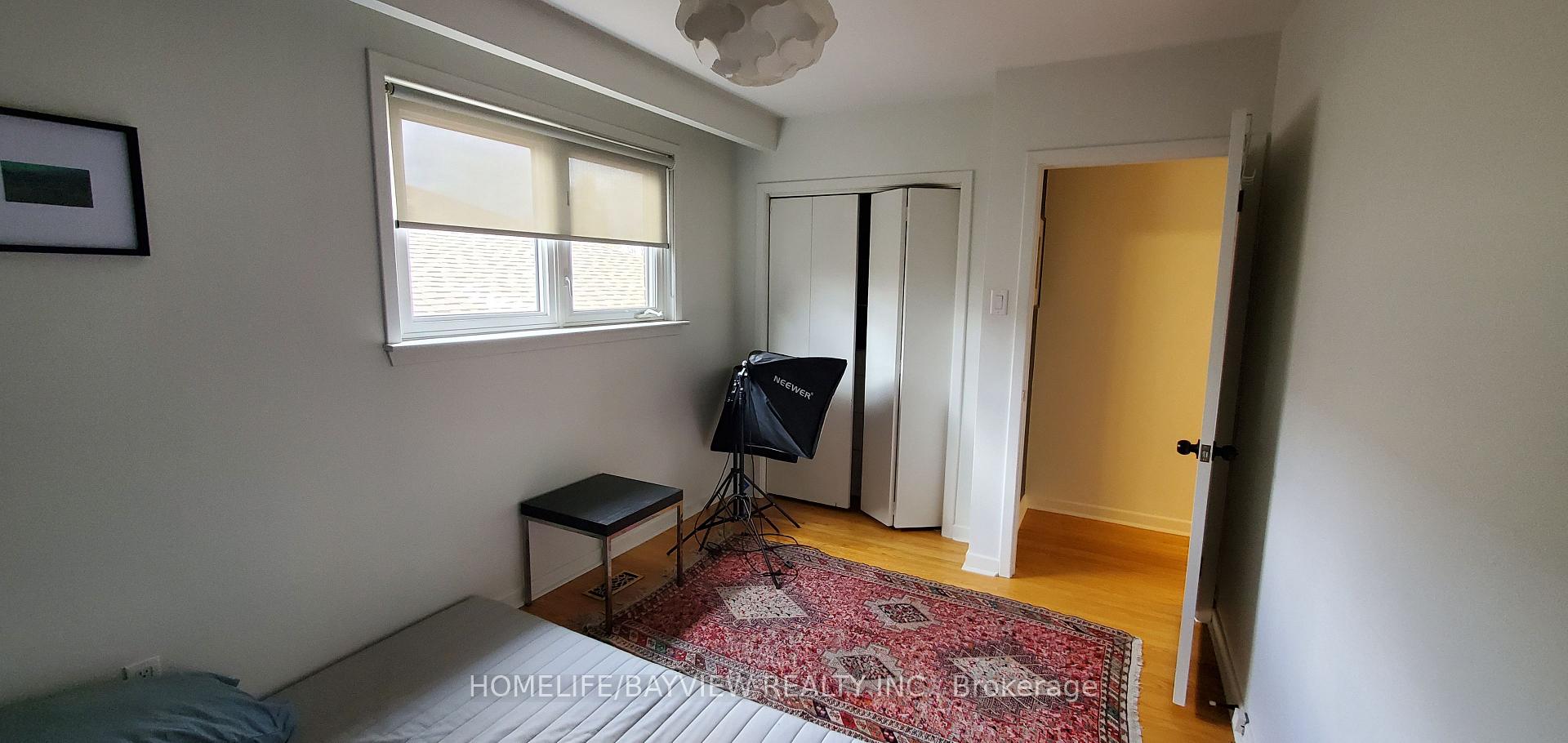 Photo 11 of 249 Wincott Drive, Etobicoke, Willowridge-Martingrove-Richview — HOMEH
