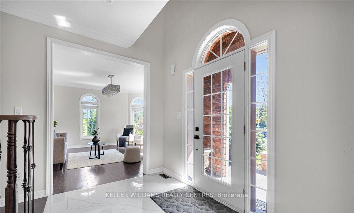 Photo 3 of 2309 Eighth Line, Oakville, Joshua Creek — HOMEH