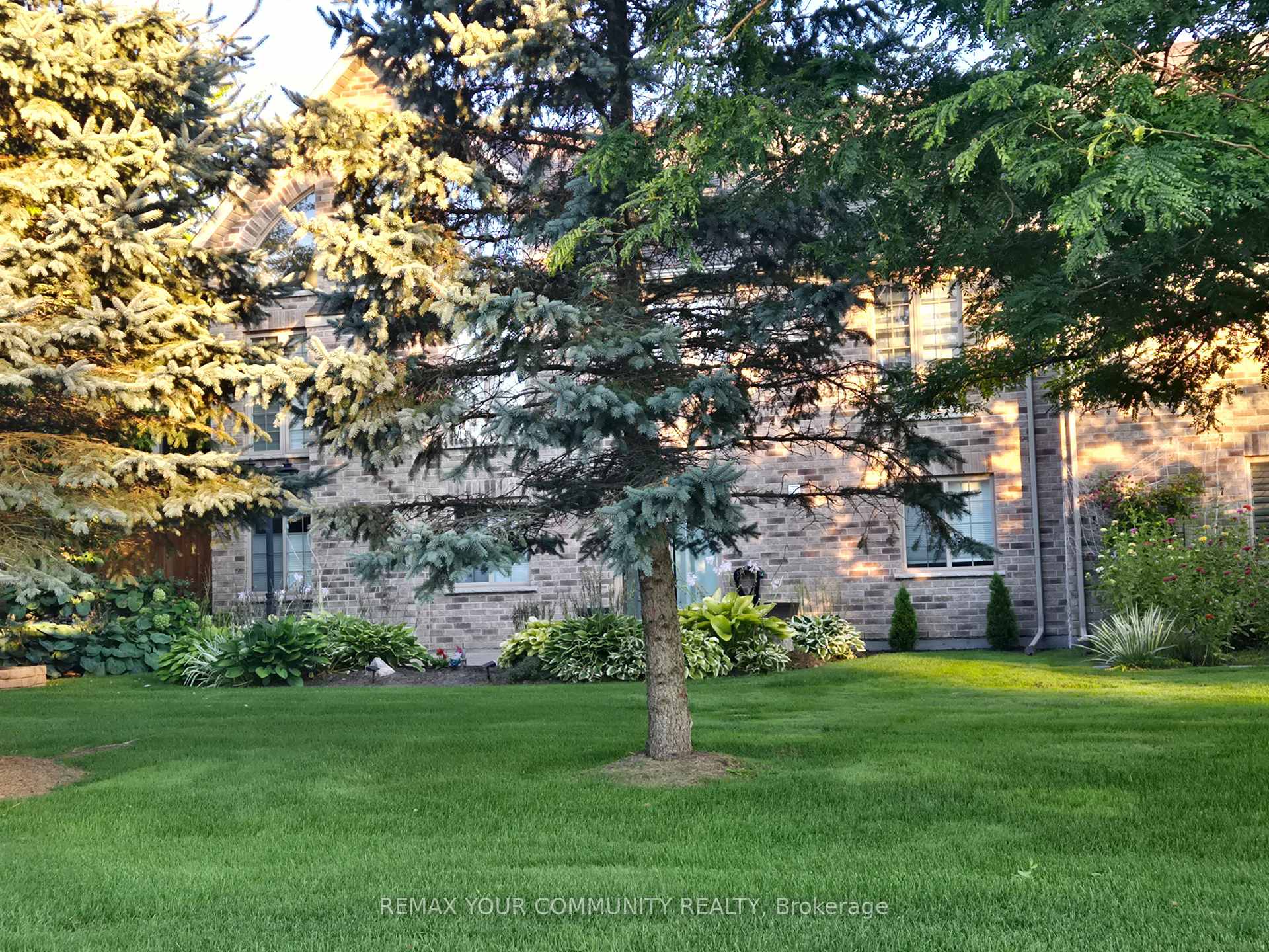 Photo 7 of Unit 6, 10 Reddington Drive, Caledon, Rural Caledon — HOMEH