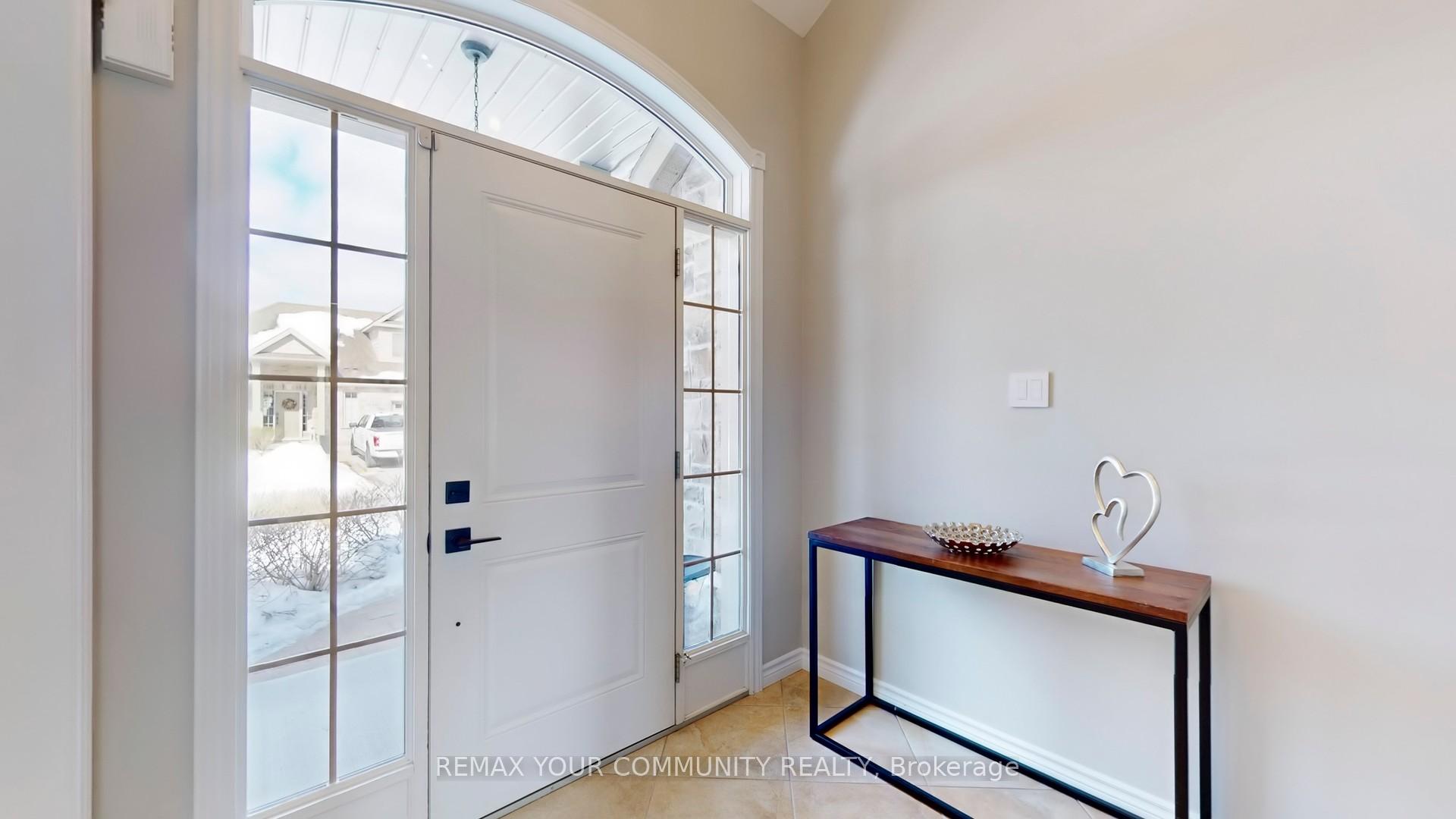 Photo 8 of Unit 6, 10 Reddington Drive, Caledon, Rural Caledon — HOMEH