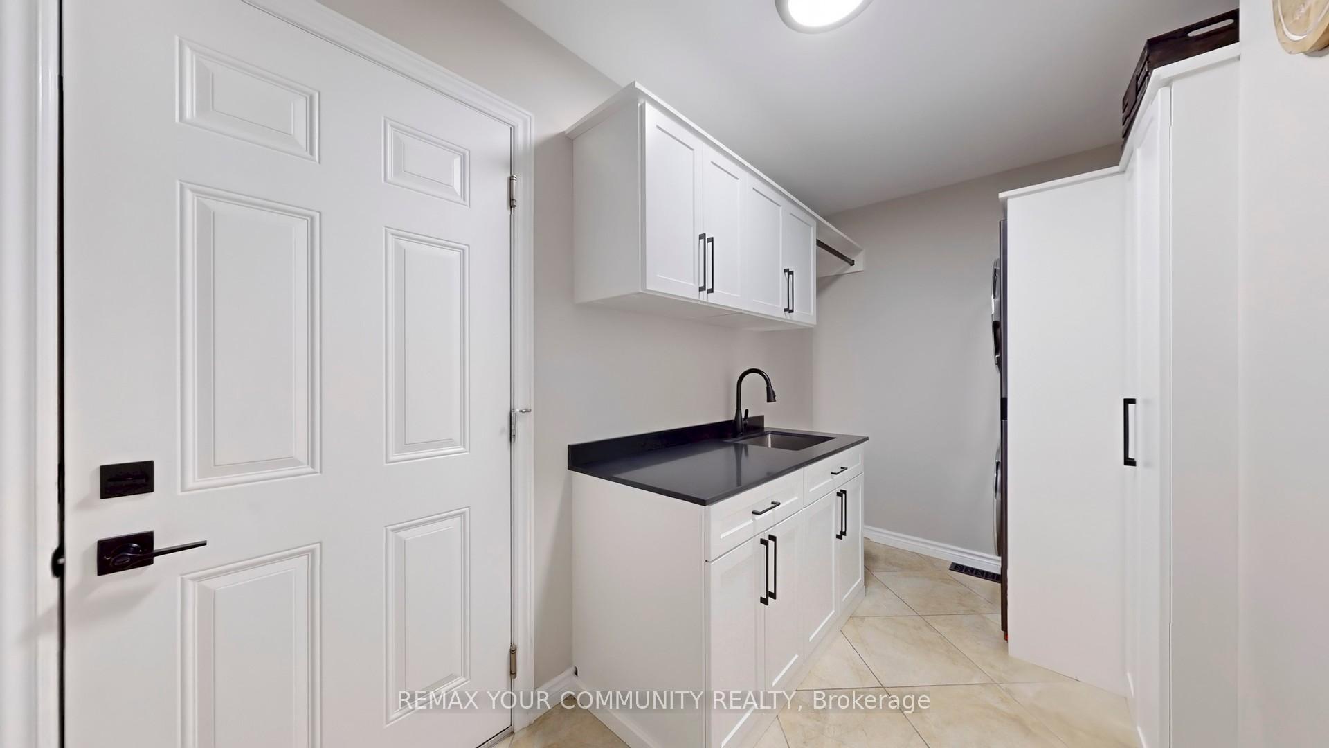 Photo 25 of Unit 6, 10 Reddington Drive, Caledon, Rural Caledon — HOMEH