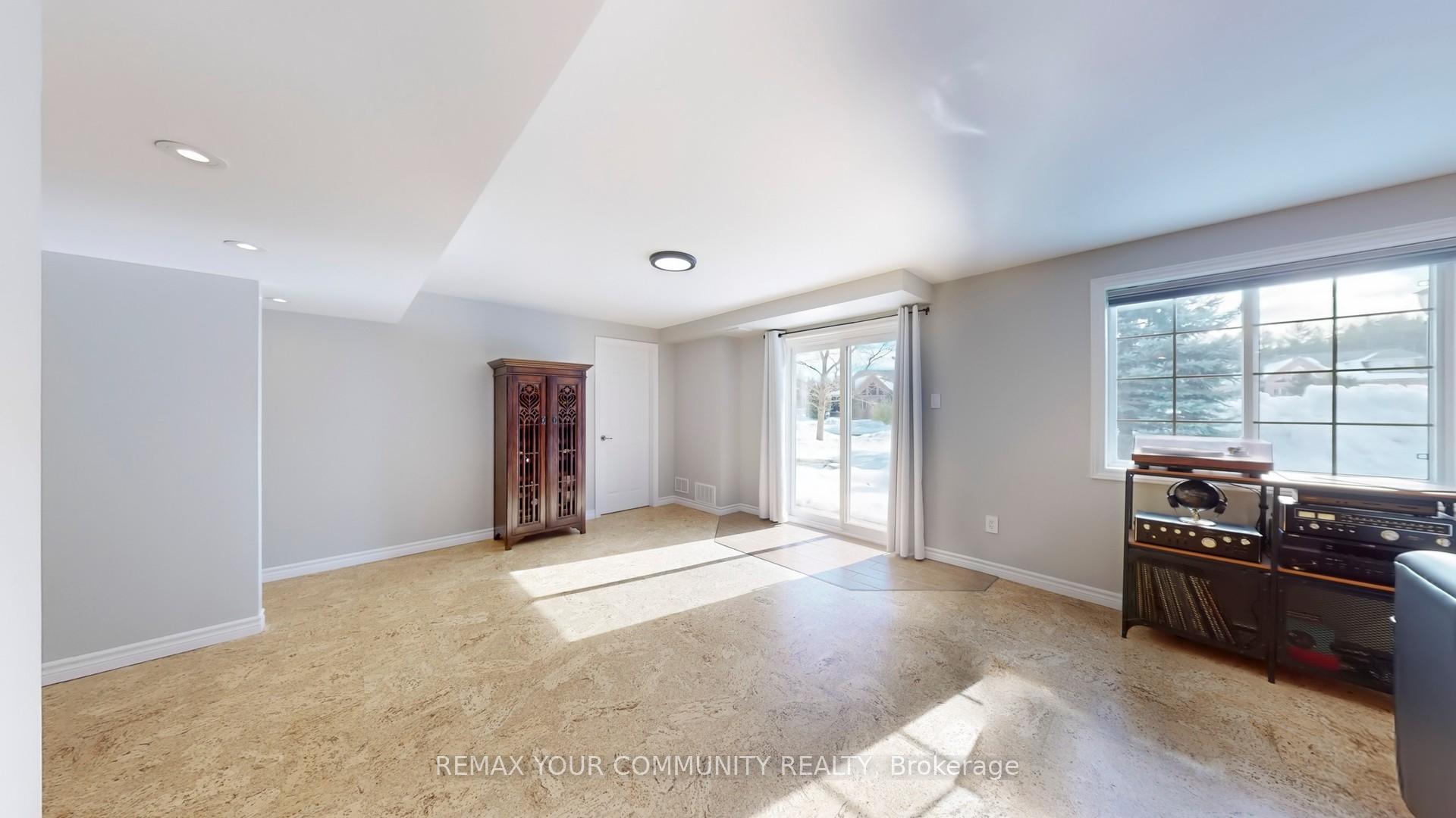 Photo 40 of Unit 6, 10 Reddington Drive, Caledon, Rural Caledon — HOMEH