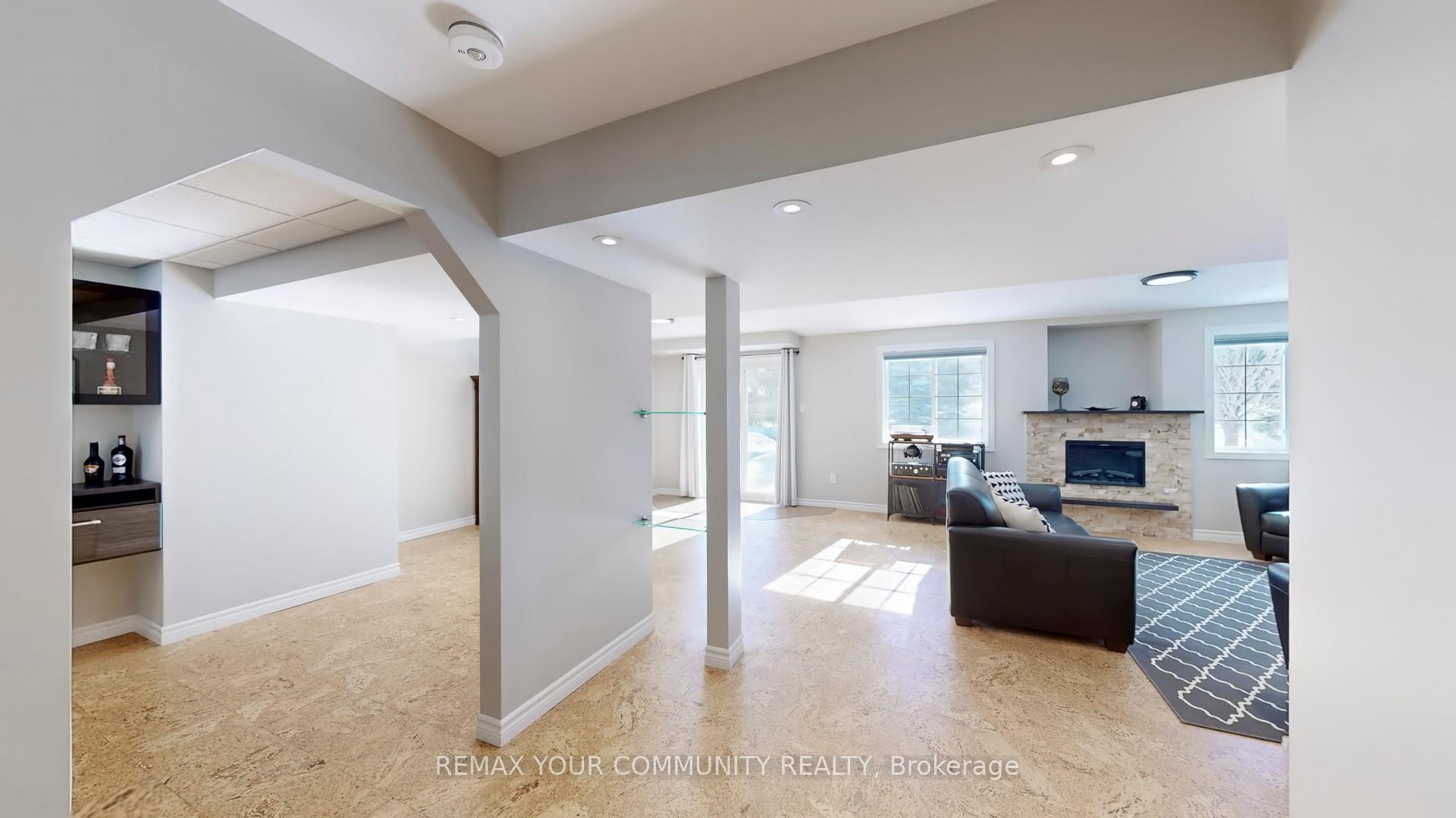Photo 44 of Unit 6, 10 Reddington Drive, Caledon, Rural Caledon — HOMEH