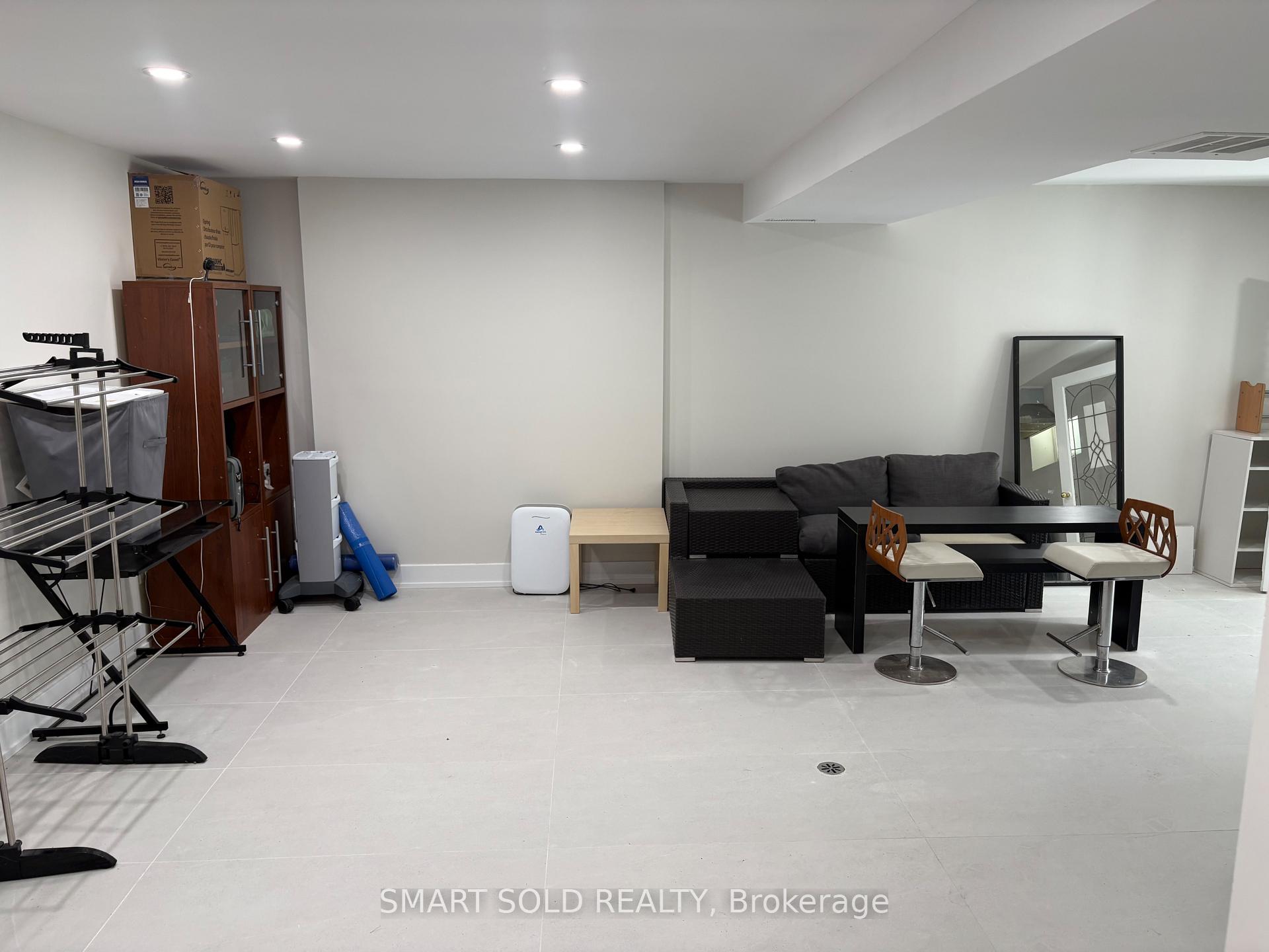 Photo 33 of 55 Proctor Avenue, Markham, Grandview — HOMEH
