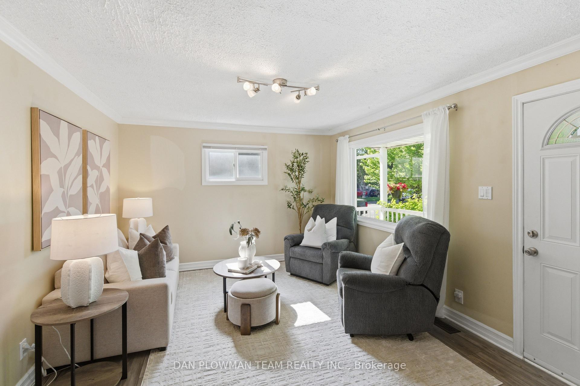 Photo 6 of 7 Beech Street, Ajax, Central — HOMEH