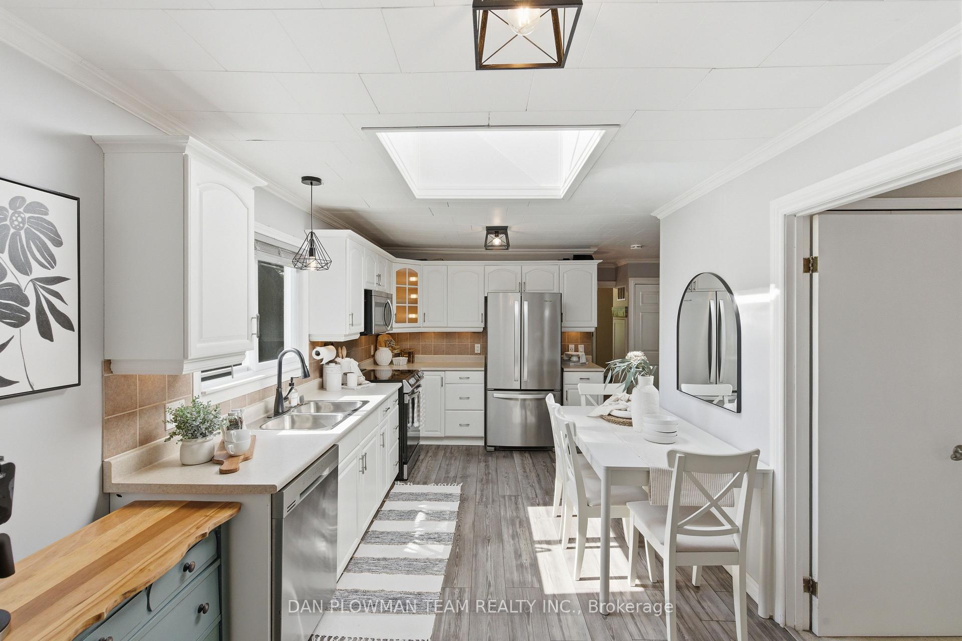 Photo 14 of 7 Beech Street, Ajax, Central — HOMEH