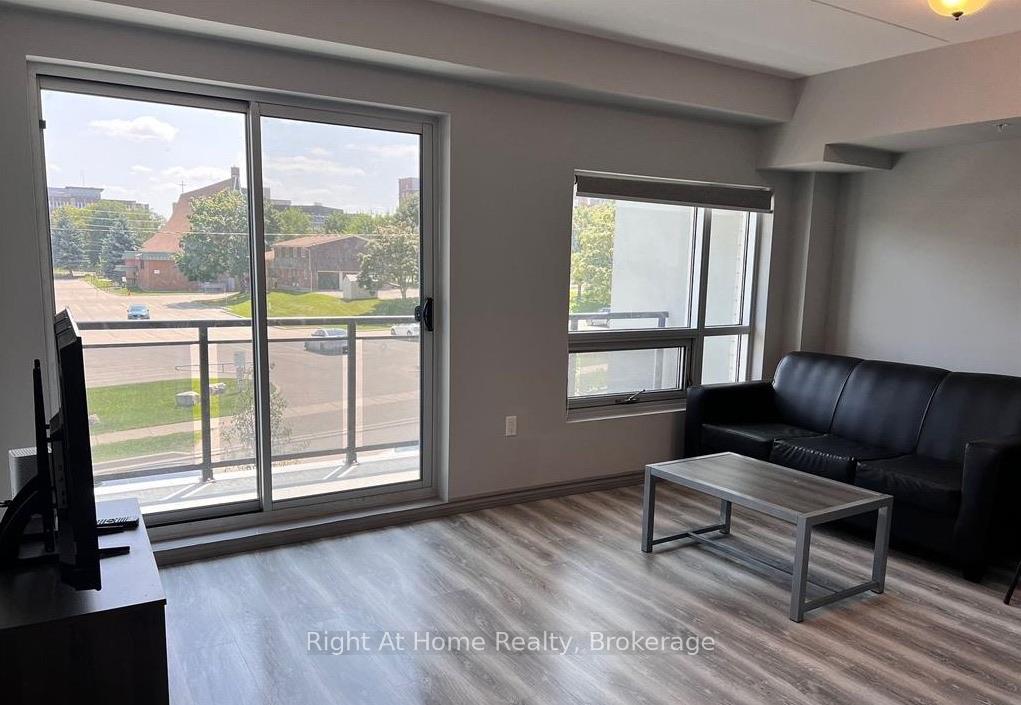 Photo 5 of Unit B311, 275 Larch Street, Waterloo, Beechwood/University — HOMEH