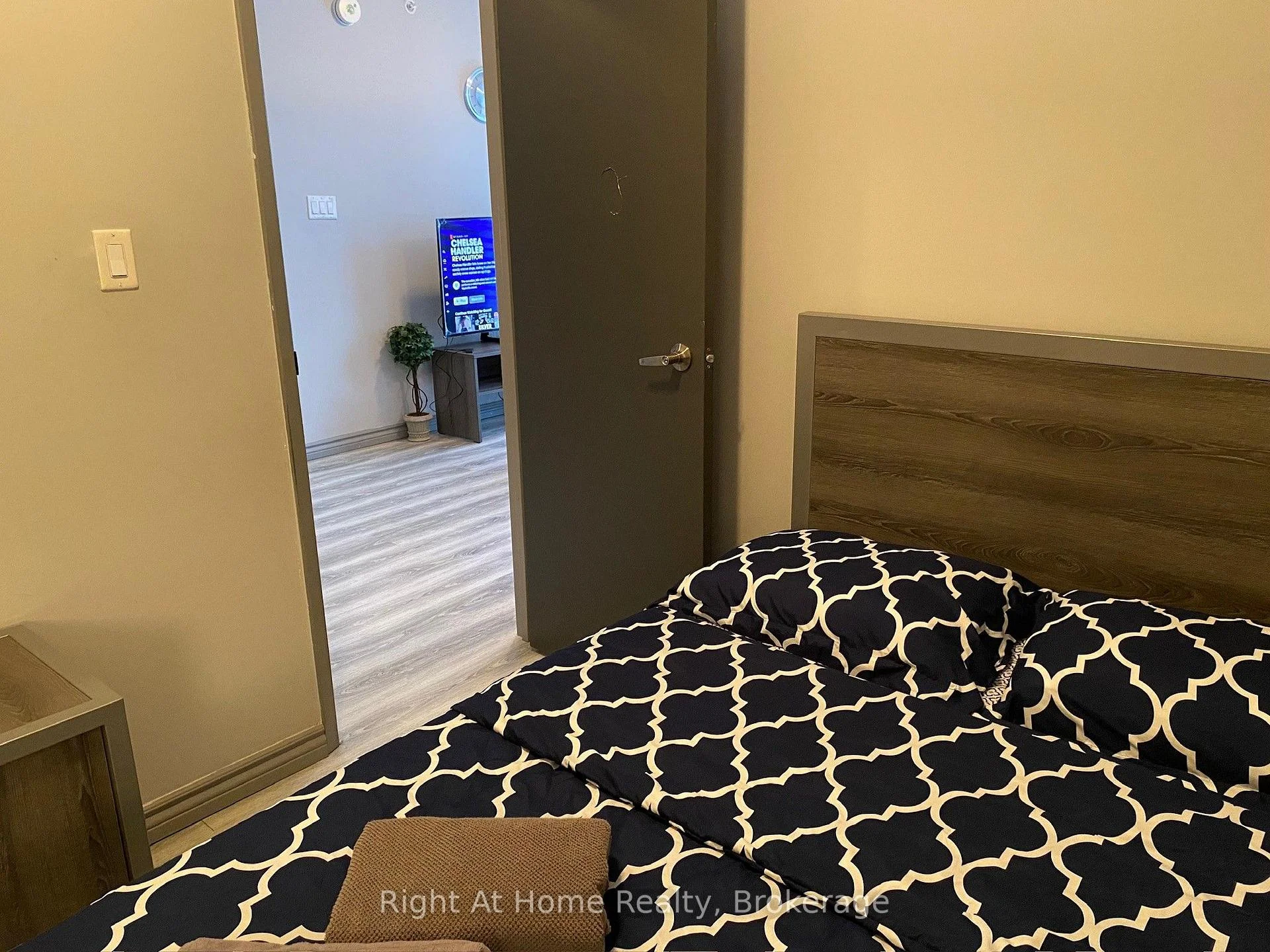 Photo 37 of Unit B311, 275 Larch Street, Waterloo, Beechwood/University — HOMEH