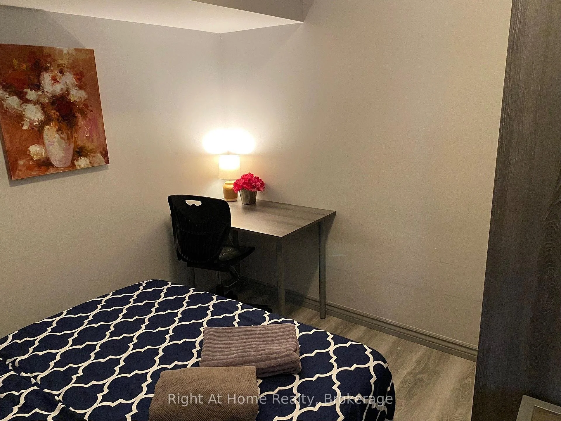 Photo 39 of Unit B311, 275 Larch Street, Waterloo, Beechwood/University — HOMEH