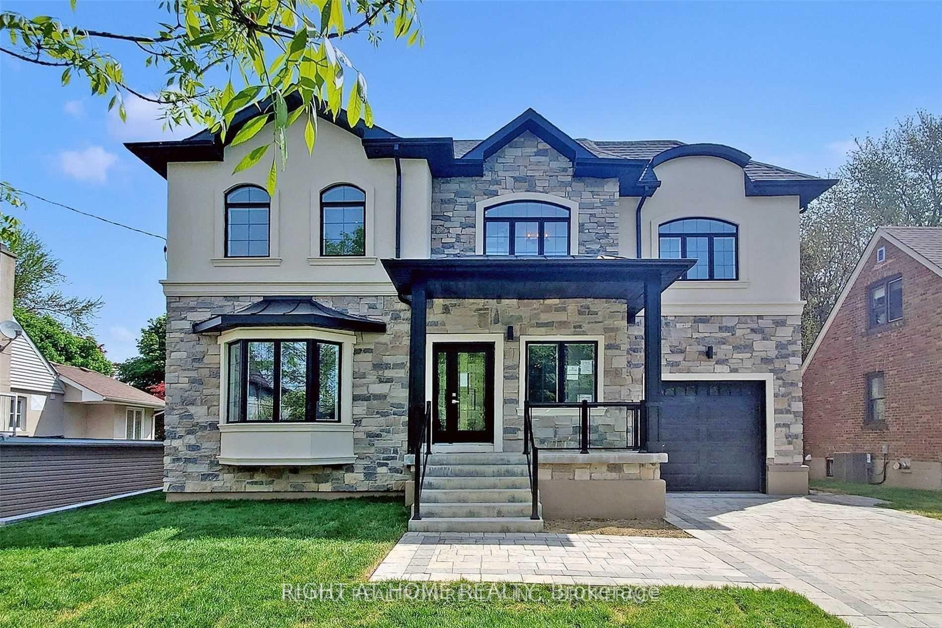 Front of 67 Scarborough Heights Boulevard