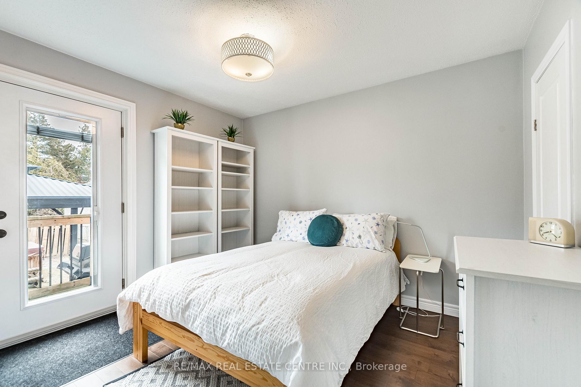 Photo 26 of 37 Maple Avenue N, Mississauga, Port Credit — HOMEH