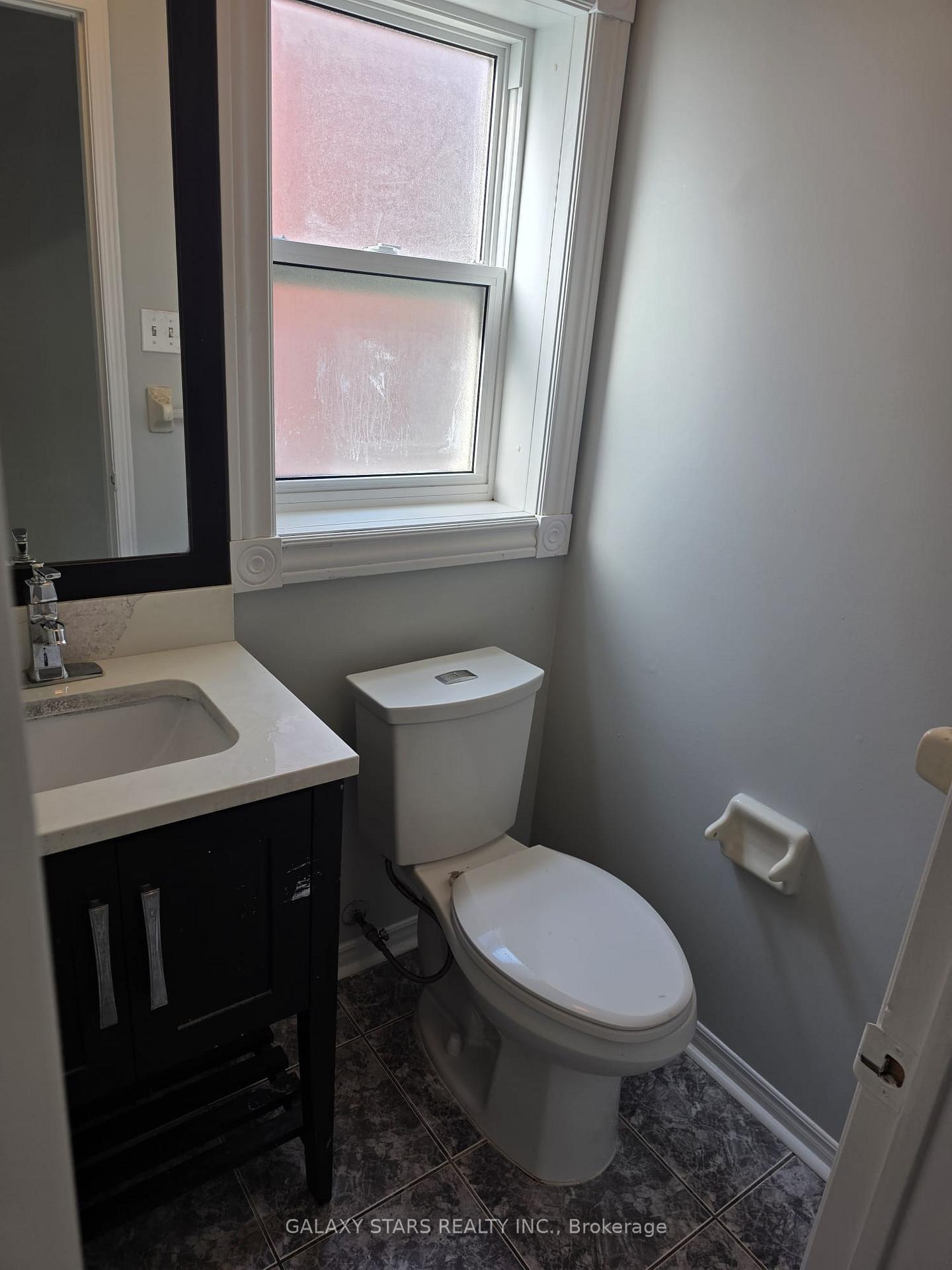 Photo 11 of 45 Kruger Road, Markham, Middlefield — HOMEH