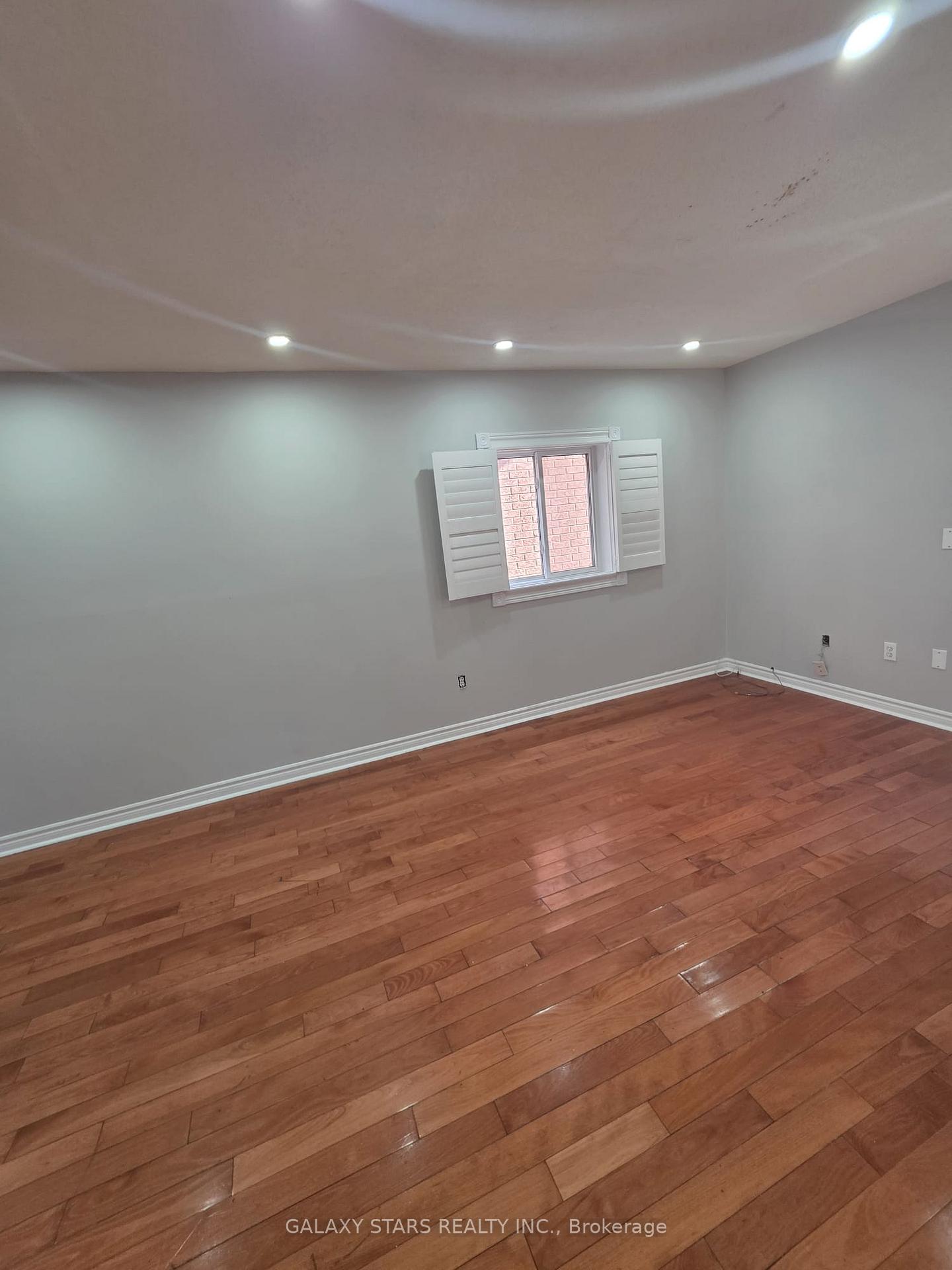 Photo 15 of 45 Kruger Road, Markham, Middlefield — HOMEH