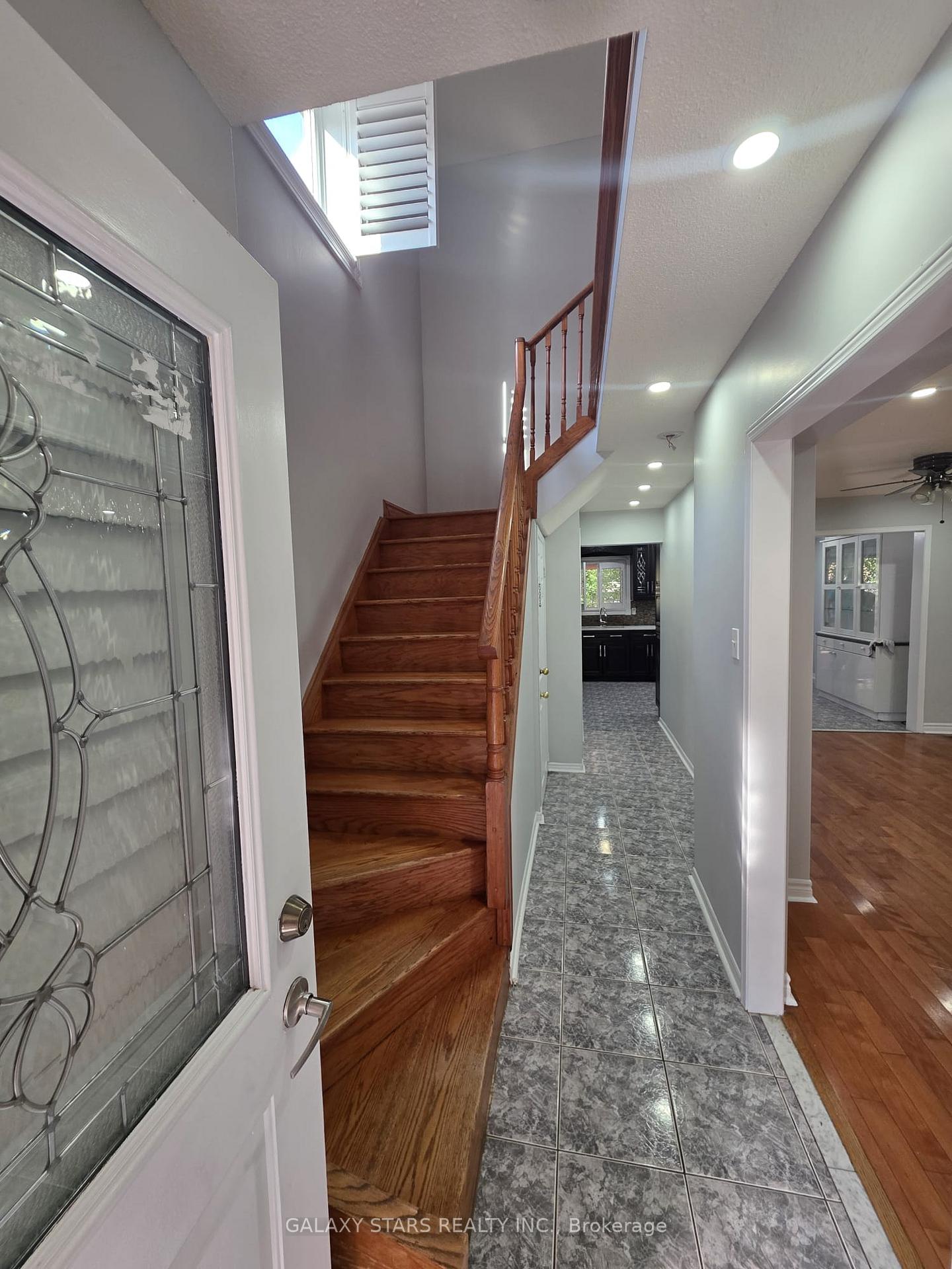Photo 23 of 45 Kruger Road, Markham, Middlefield — HOMEH