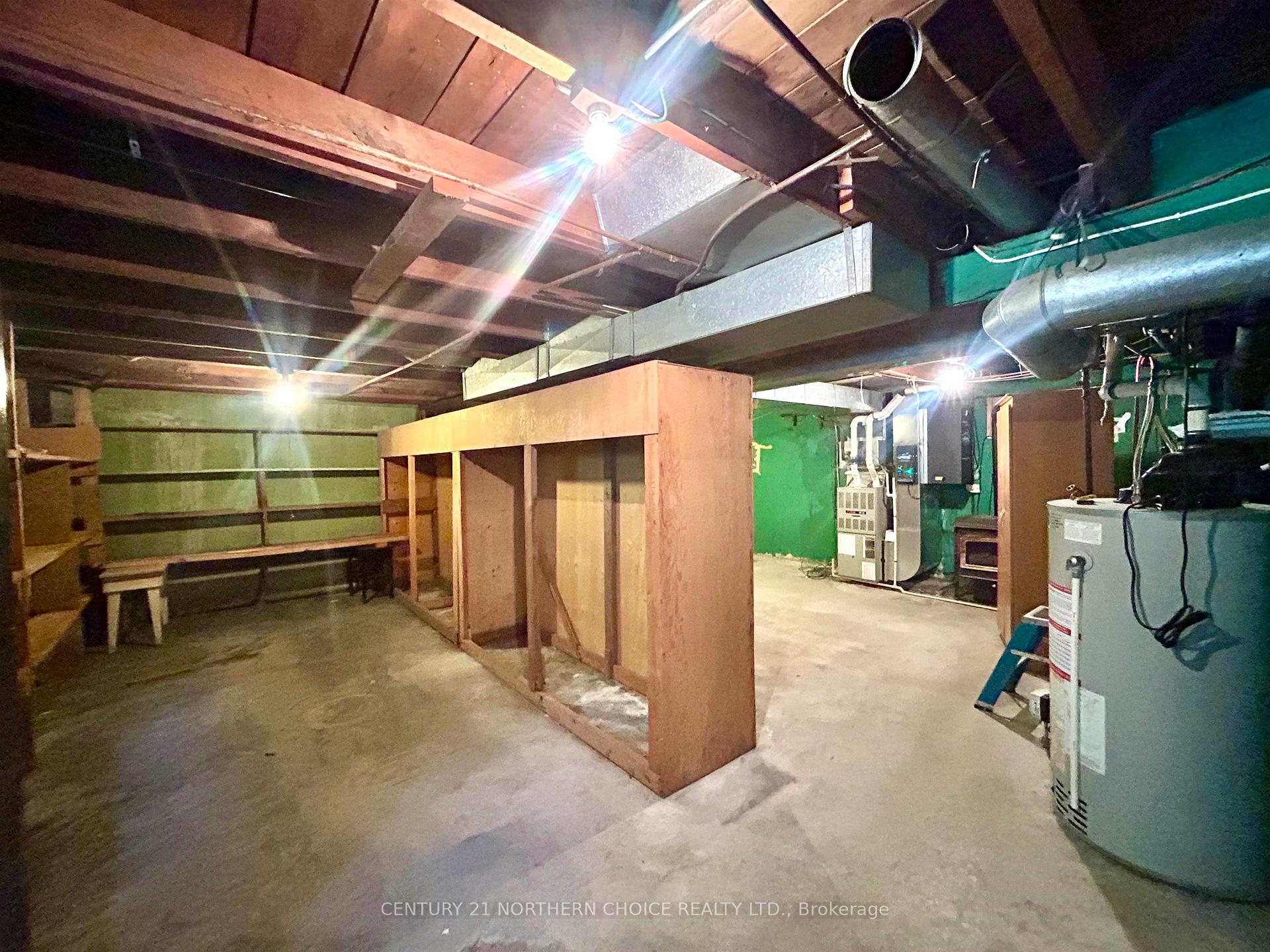 Photo 17 of 1312 Emo Road, Fort Frances — HOMEH