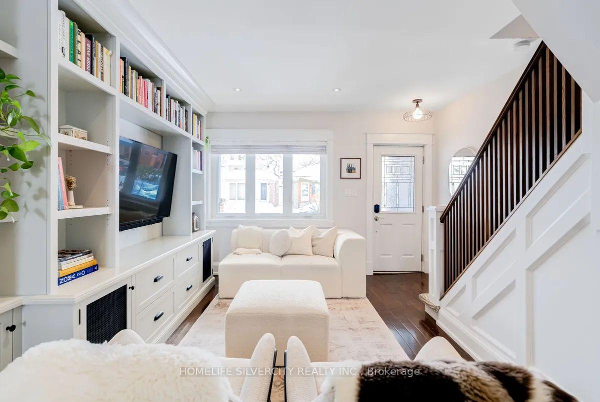 Photo 5 of 114 Springdale Boulevard, Toronto, Danforth Village-East York — HOMEH