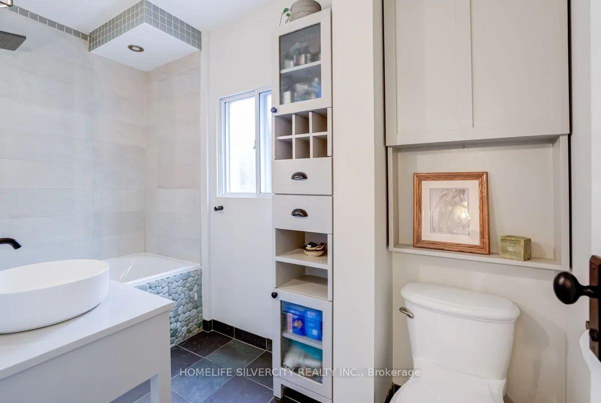 Photo 17 of 114 Springdale Boulevard, Toronto, Danforth Village-East York — HOMEH
